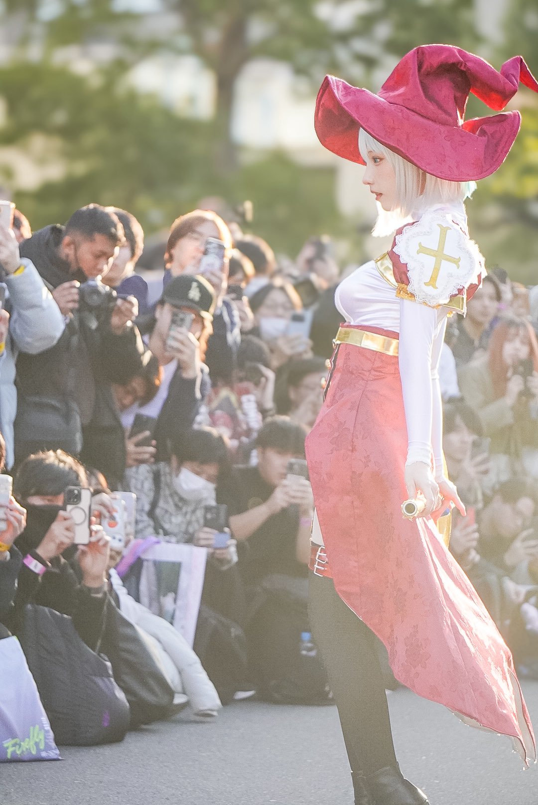 (C107) Enako - Ikora-erohere181.jpg