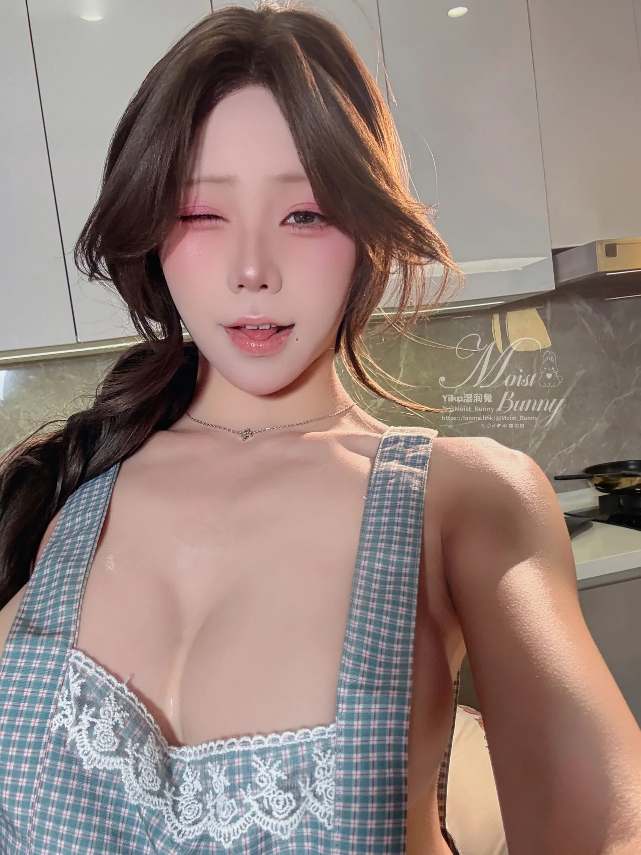 【Yiko湿润兔】2026年03月作品 继母の香 126P-erohere84.webp