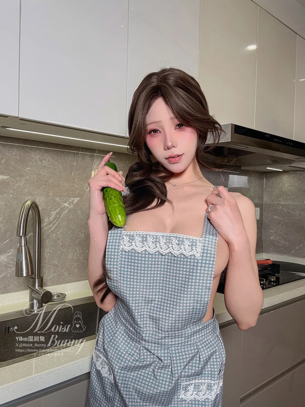 【Yiko湿润兔】2026年03月作品 继母の香 126P-erohere92.webp
