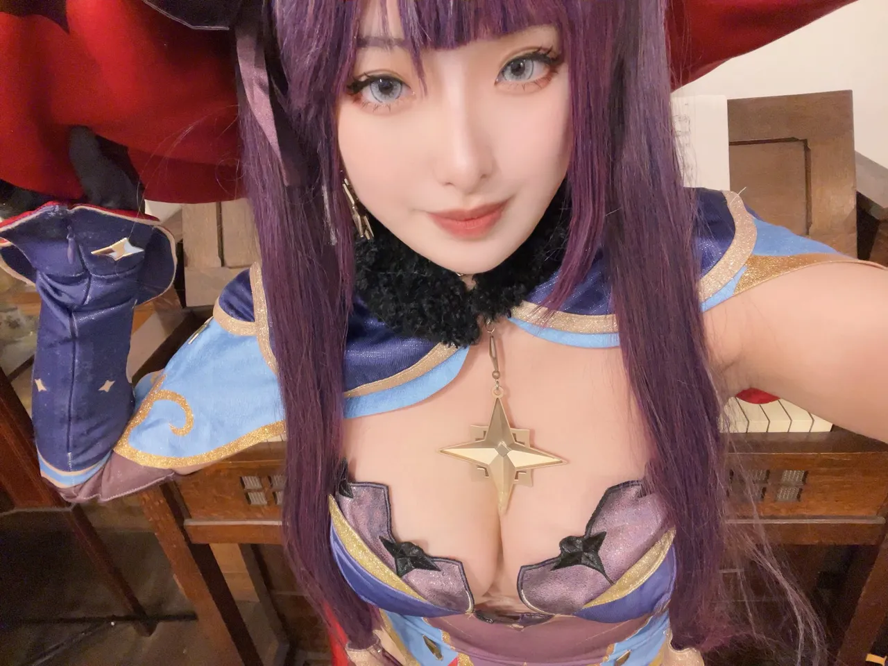 ごまな - Mona-erohere4.webp