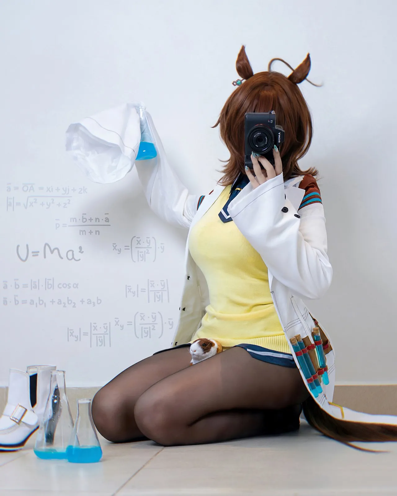 まい - Agnes Tachyon-erohere2.webp