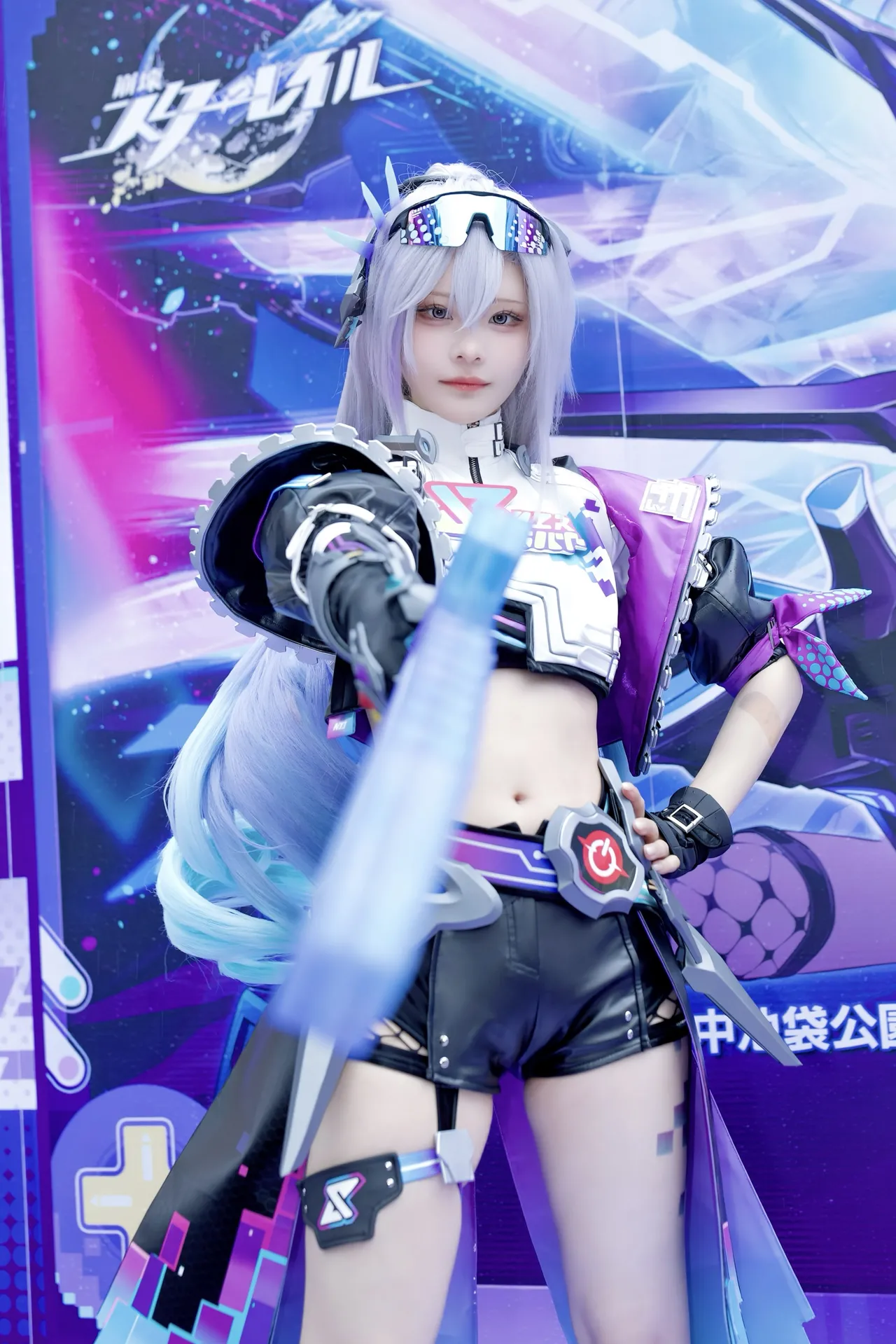 やもはちこ🐝☁️ - Silver Wolf LV.999-erohere21.webp