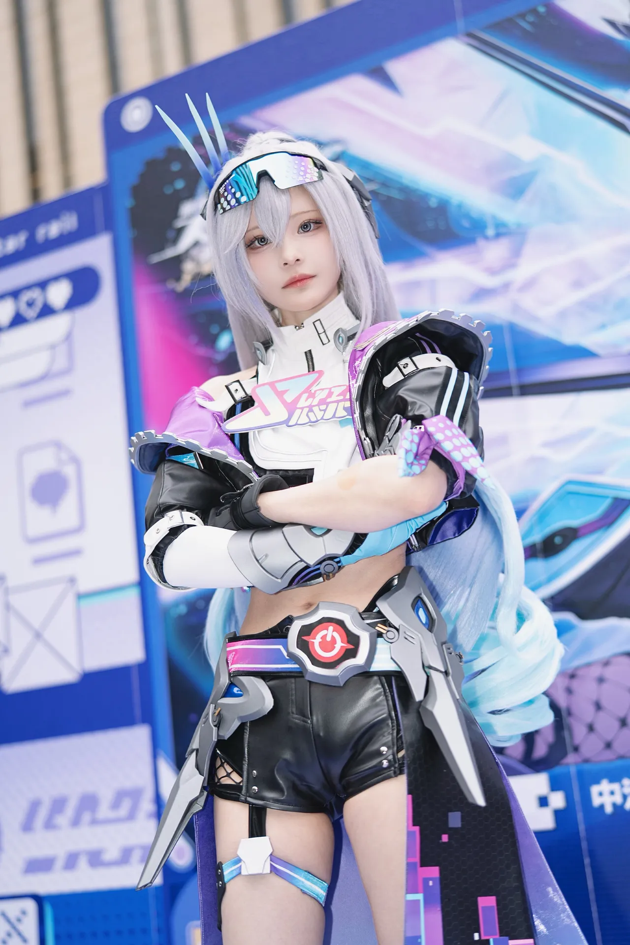 やもはちこ🐝☁️ - Silver Wolf LV.999-erohere49.webp