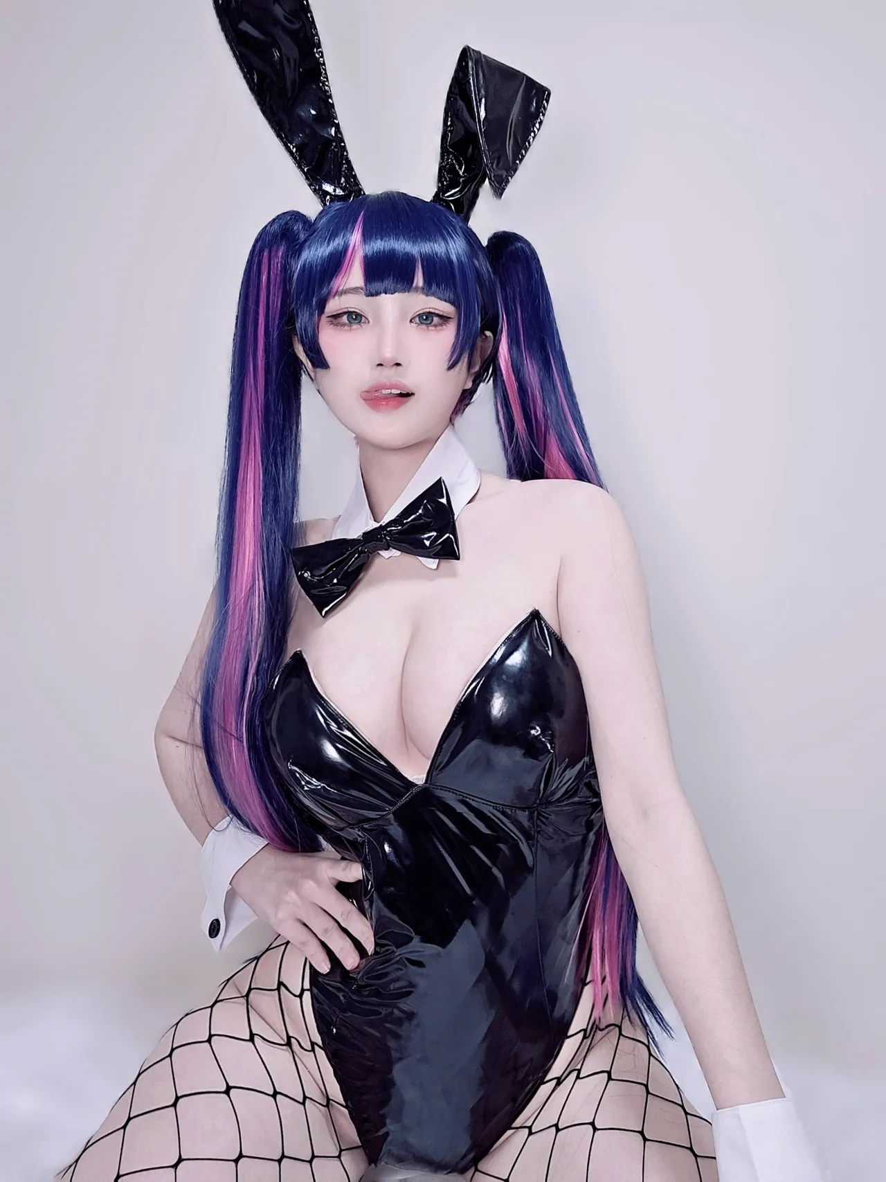 キツネ - Bunny Stocking-erohere2.webp