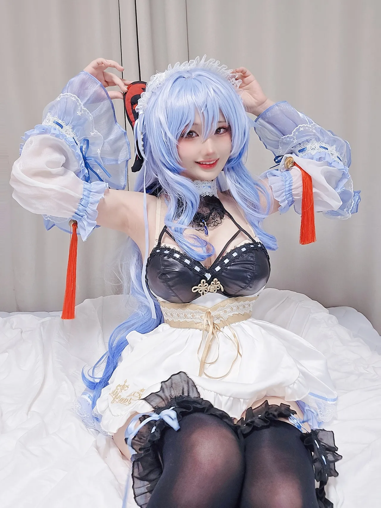 キツネ - Maid Ganyu-erohere2.webp