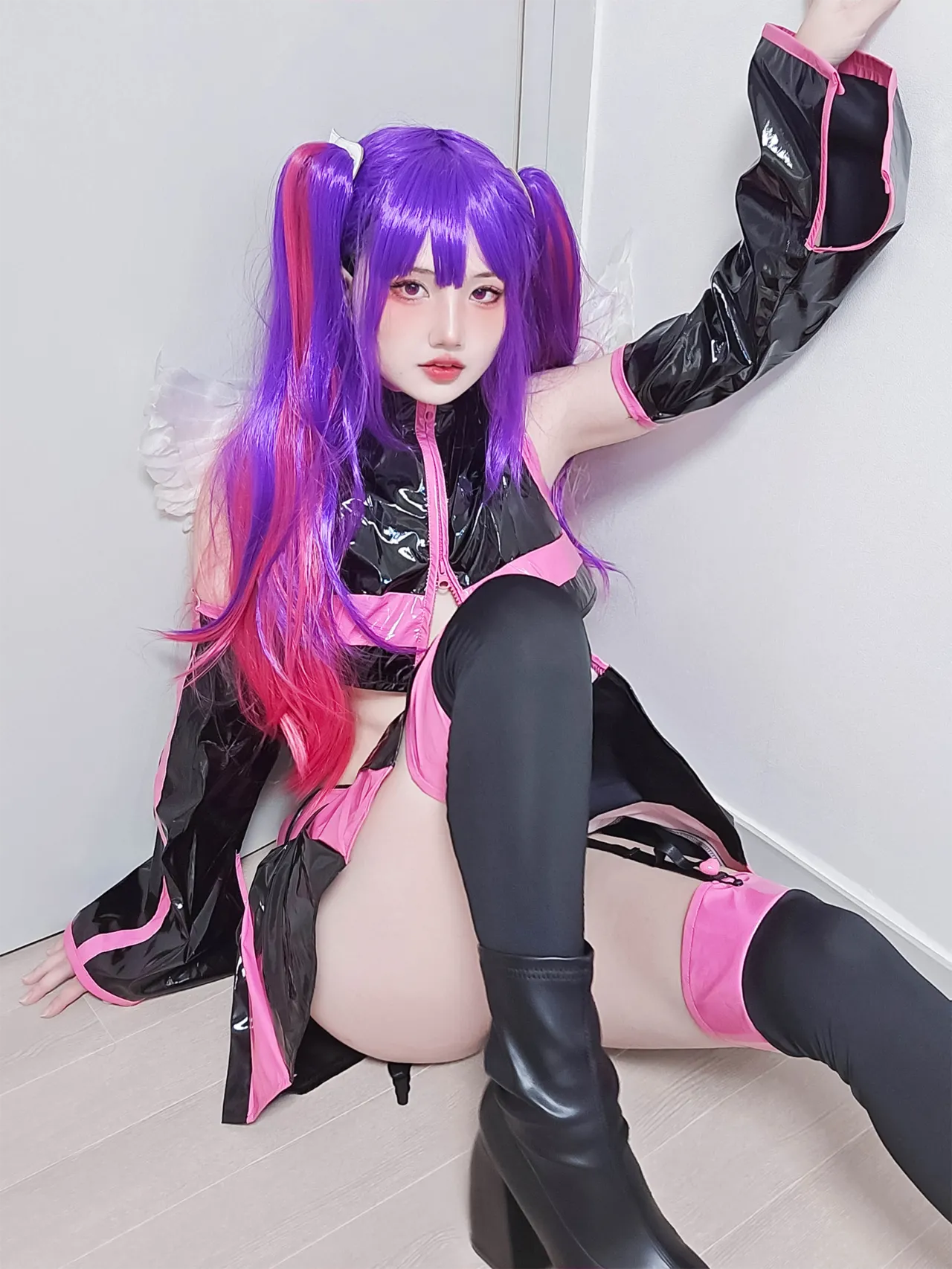 キツネ - Mikari-erohere12.webp