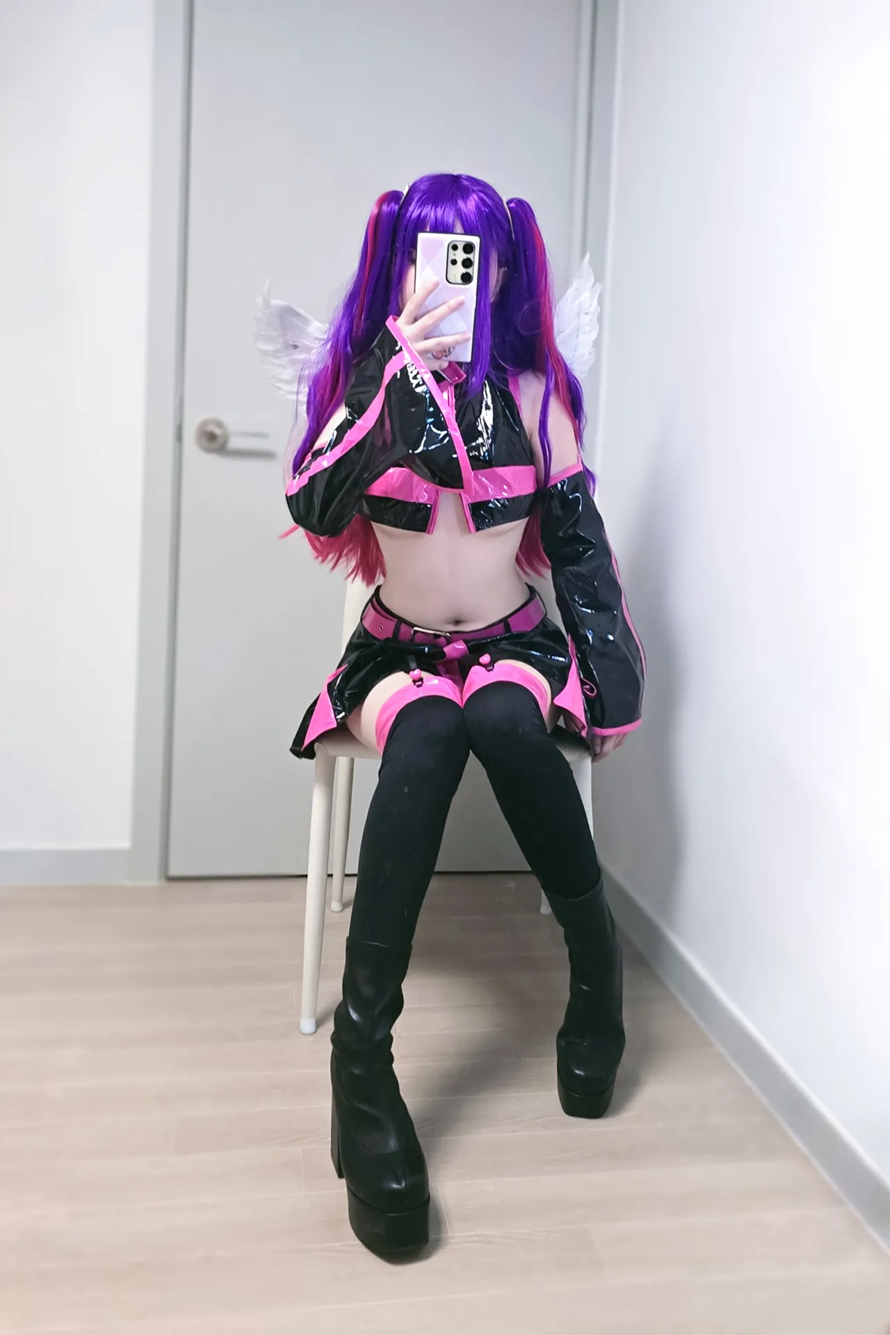 キツネ - Mikari-erohere18.webp