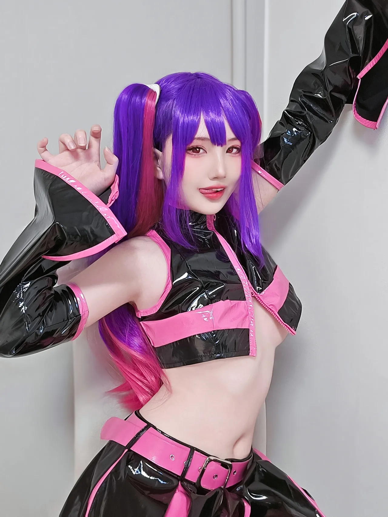キツネ - Mikari-erohere5.webp