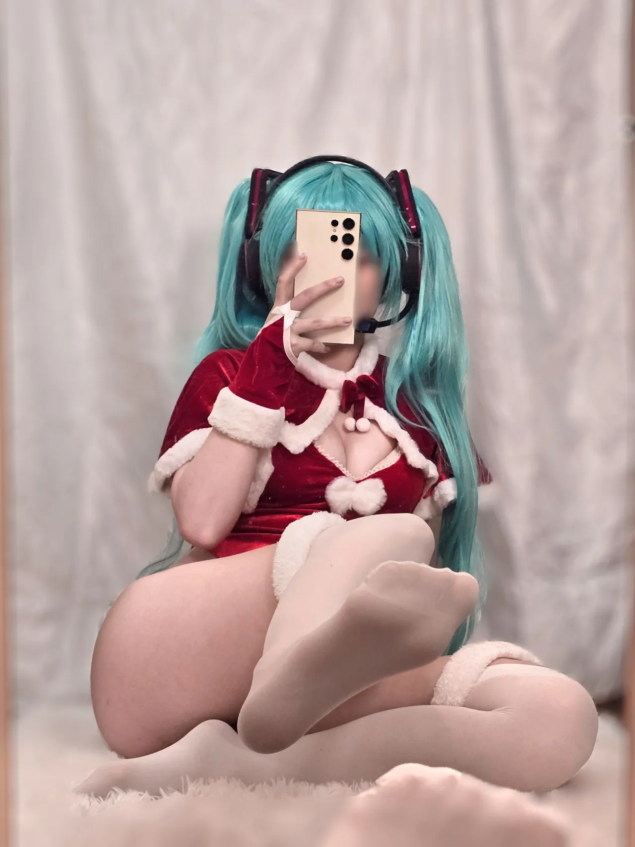 キツネ - Santa Miku-erohere12.webp