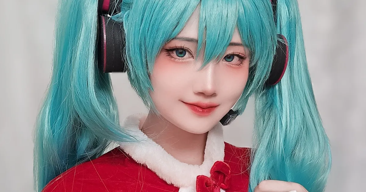 キツネ - Santa Miku-erohere2.webp