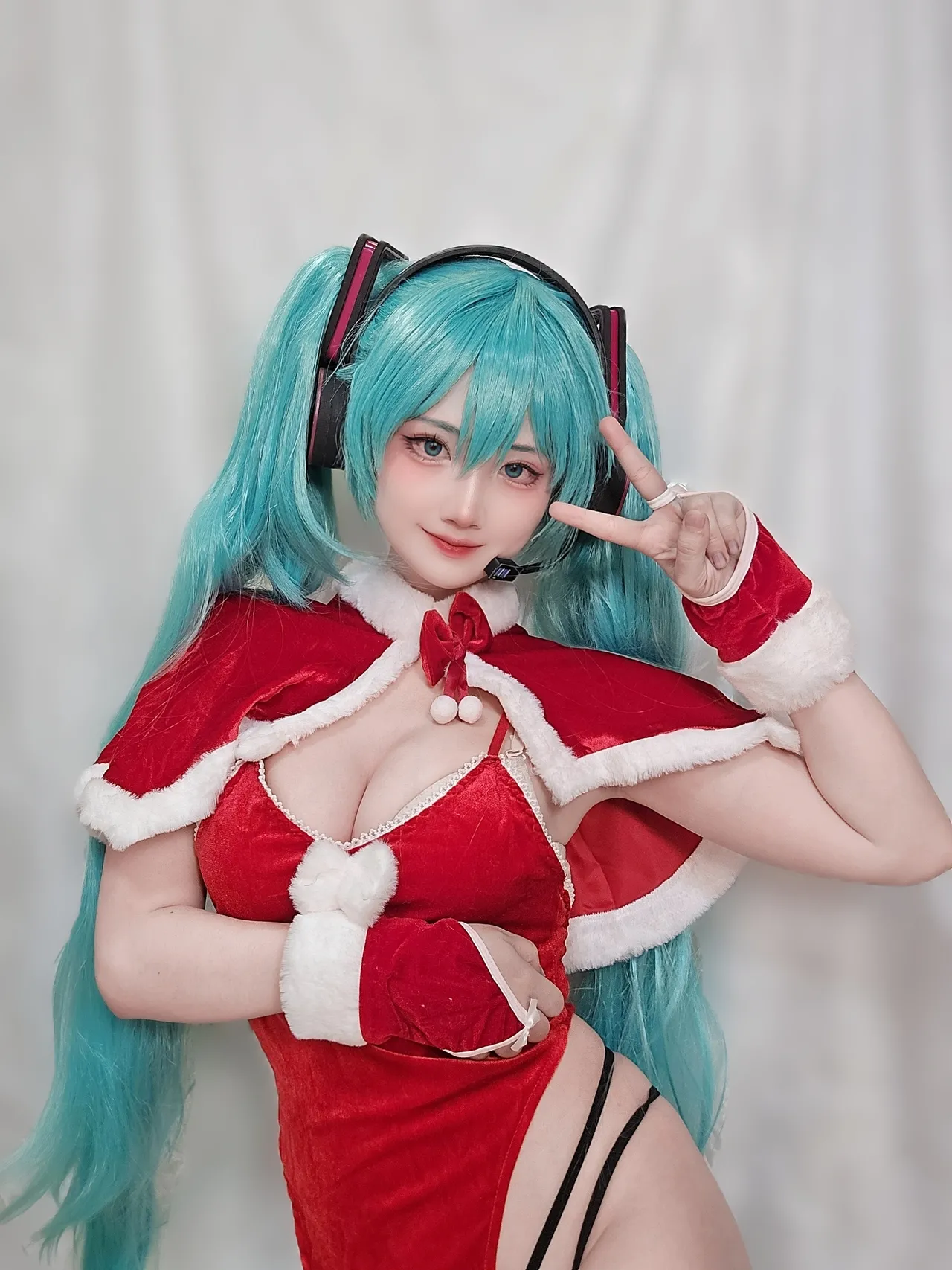 キツネ - Santa Miku-erohere6.webp