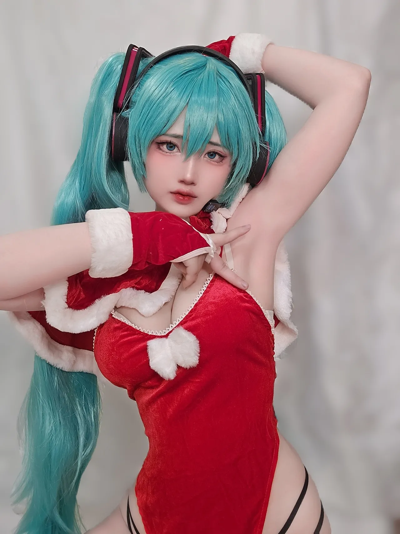 キツネ - Santa Miku-erohere9.webp