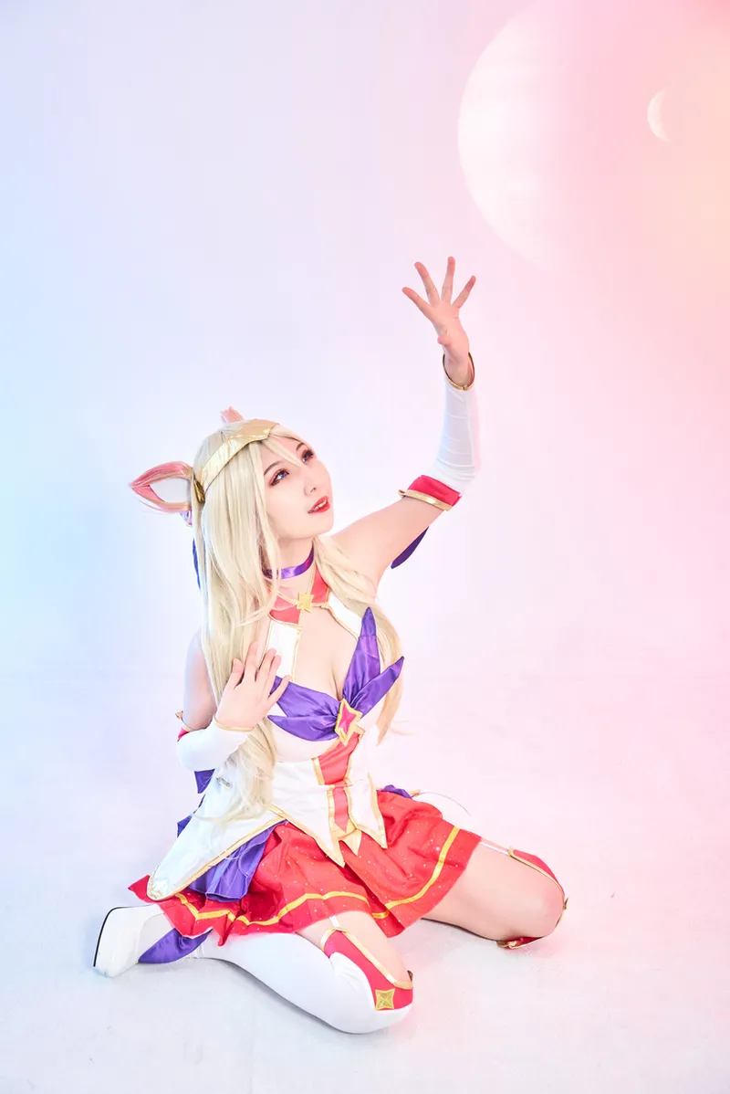 ラナ - Ahri-erohere5.webp