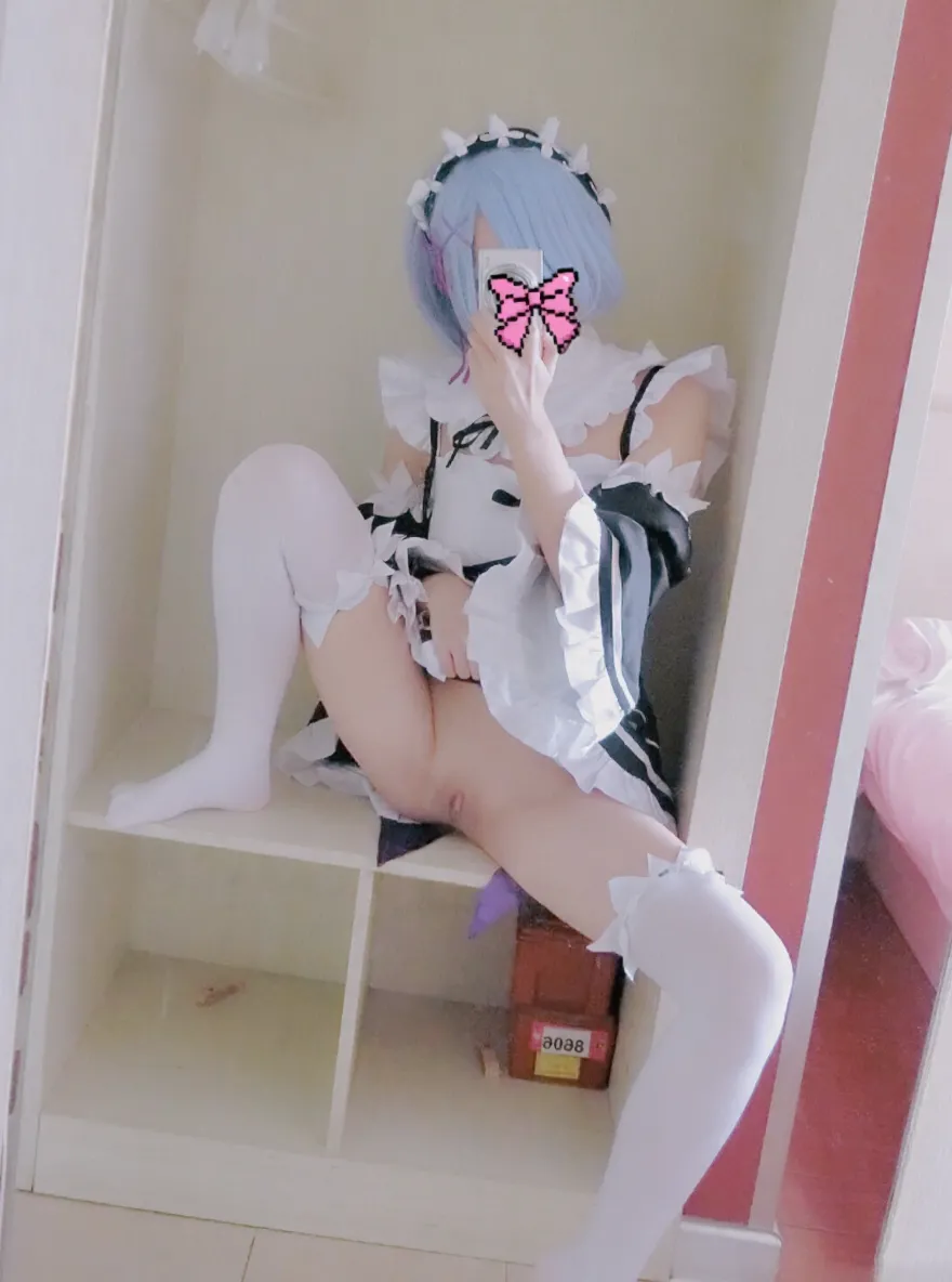 一只肉酱阿 - 雷姆-erohere22.webp