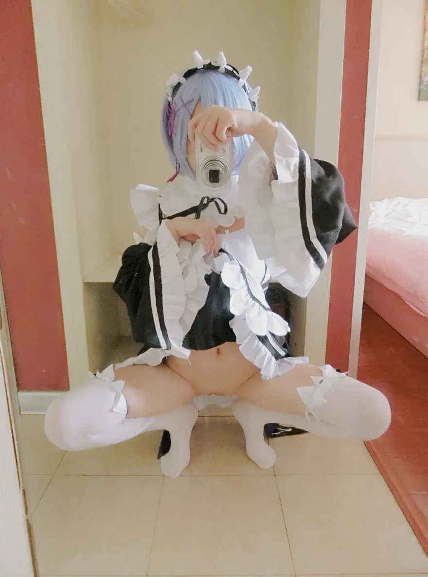 一只肉酱阿 - 雷姆-erohere54.webp