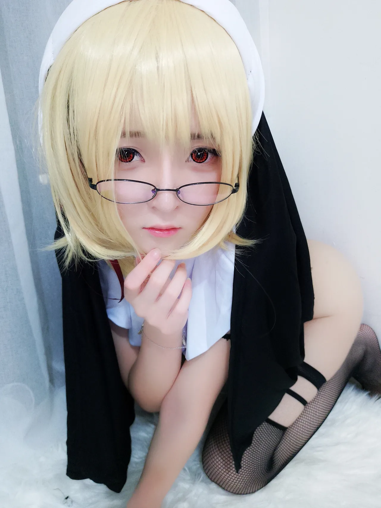 一小央泽黑修女-erohere10.webp