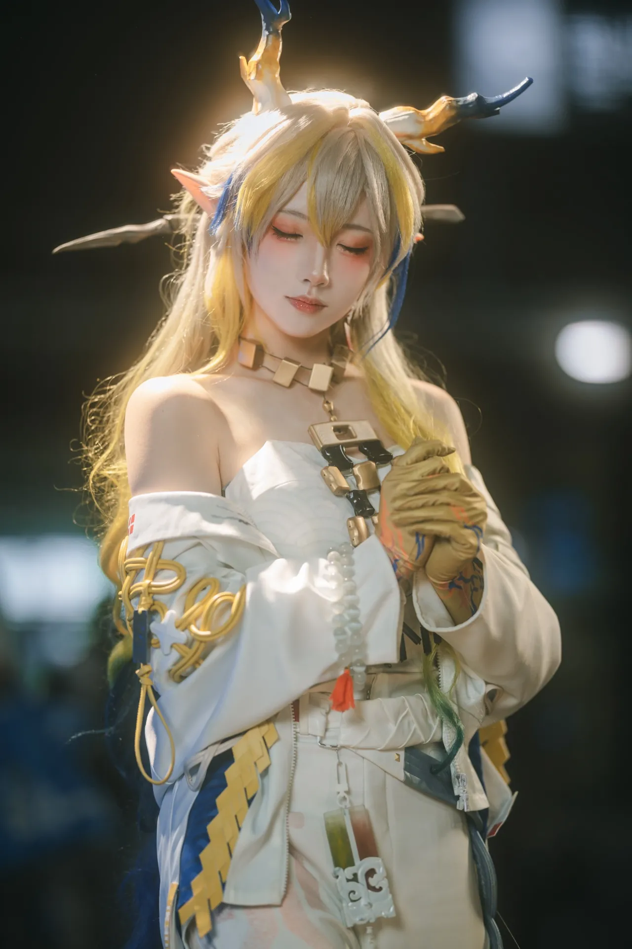 一束阿束 （TIRAKI束糖） - 明日方舟 黍-erohere5.webp