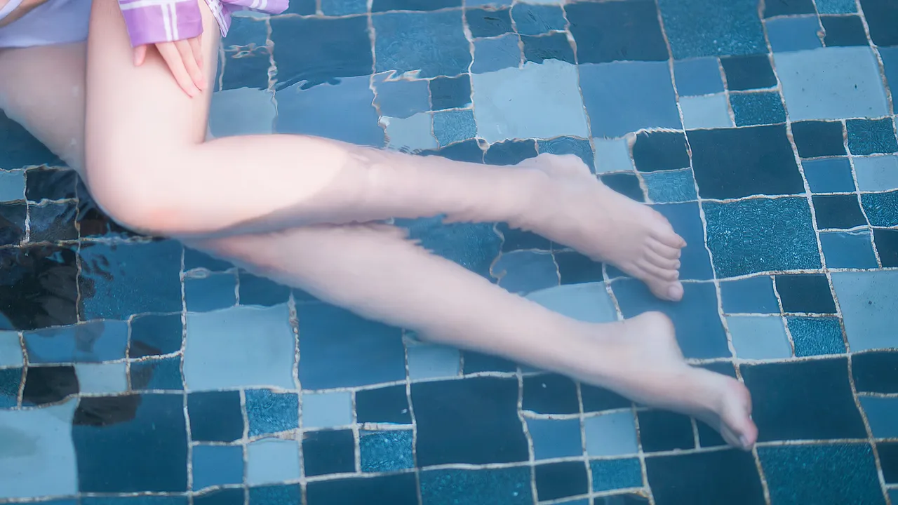 三度_69玛修泳装-erohere13.webp