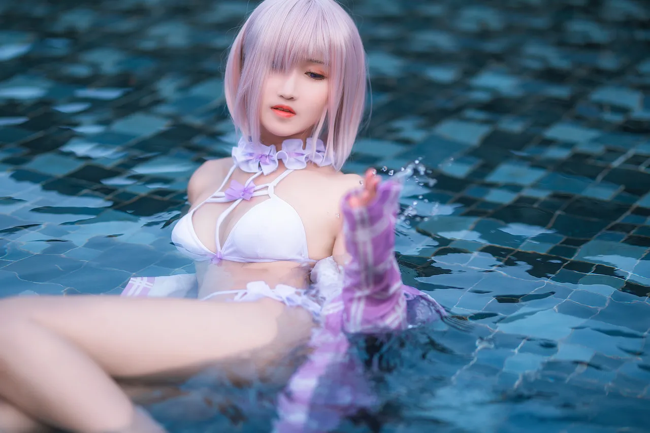 三度_69玛修泳装-erohere27.webp