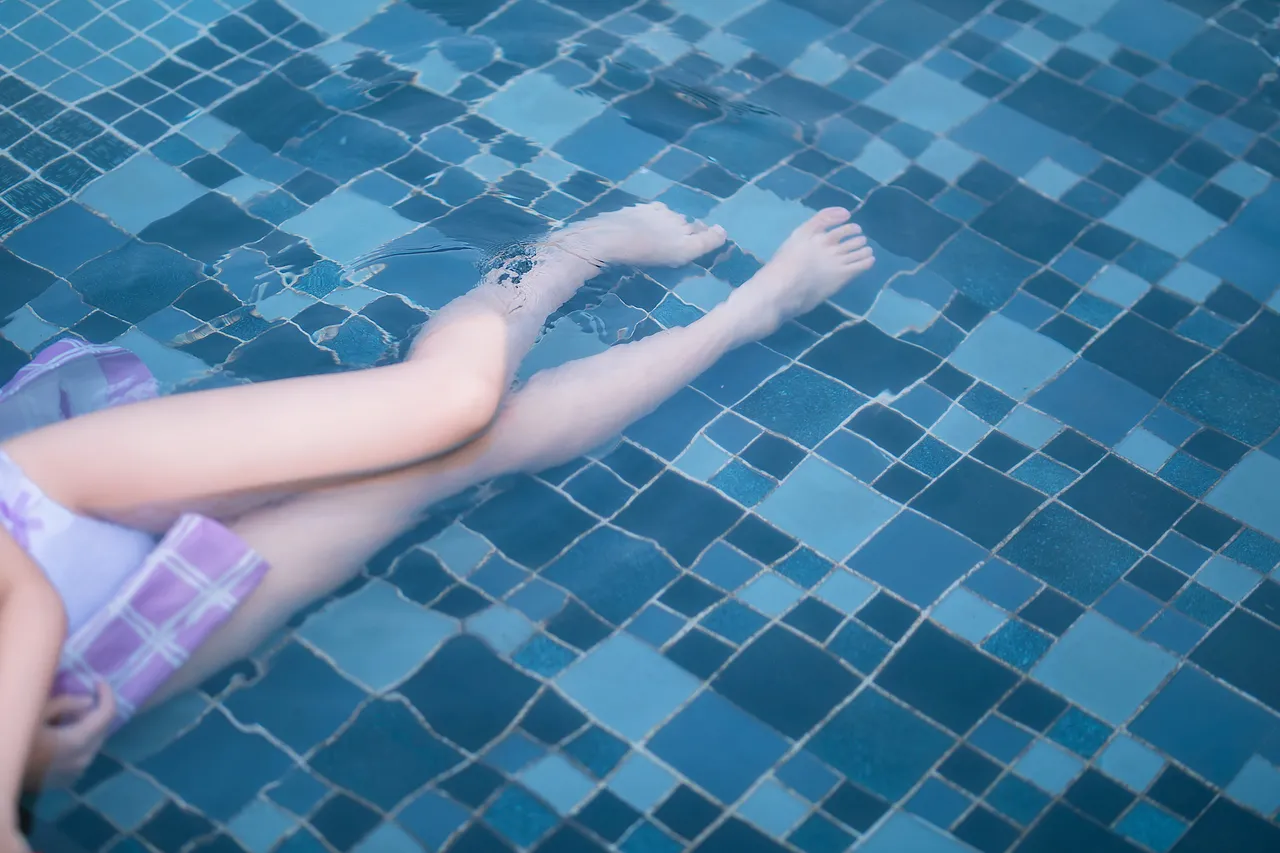 三度_69玛修泳装-erohere32.webp