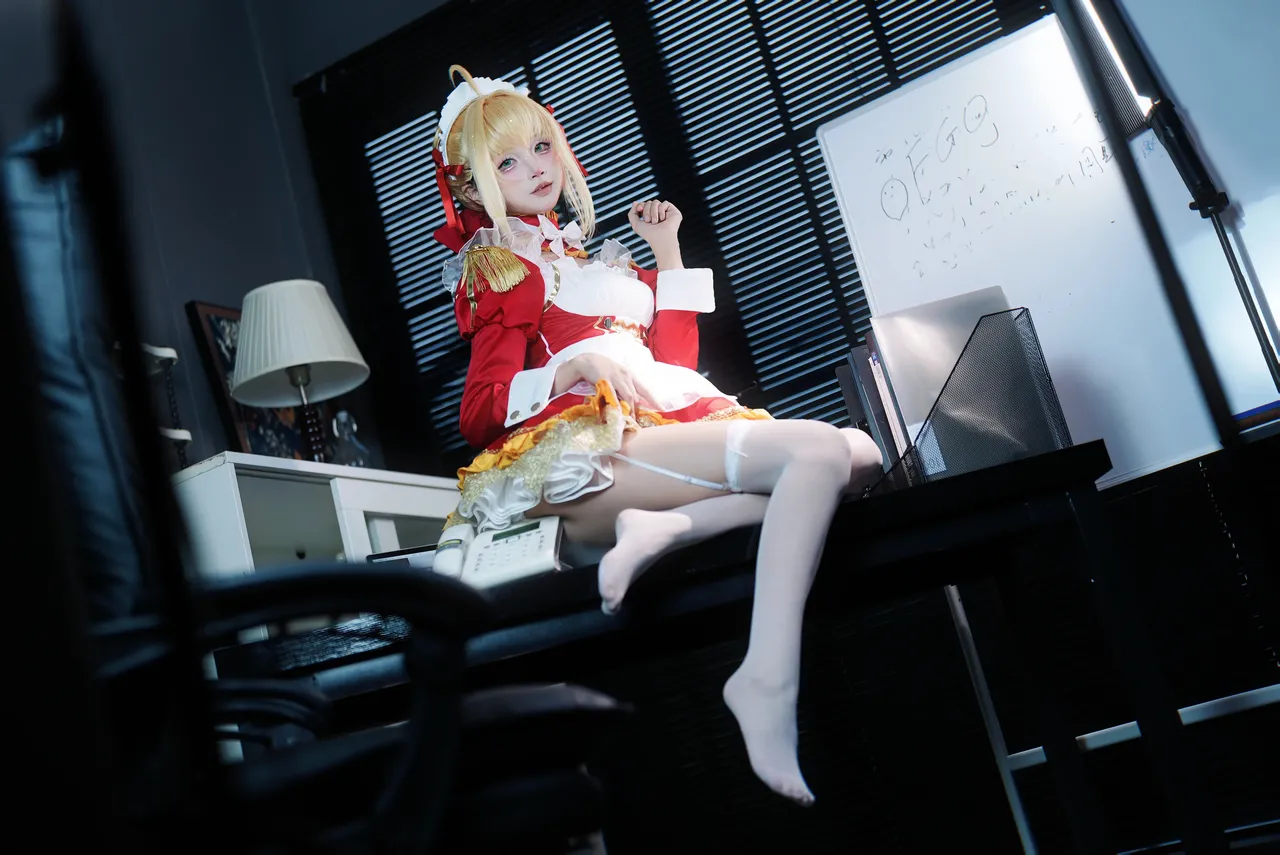 五更百鬼 - FGO 尼禄 女仆-erohere7.webp