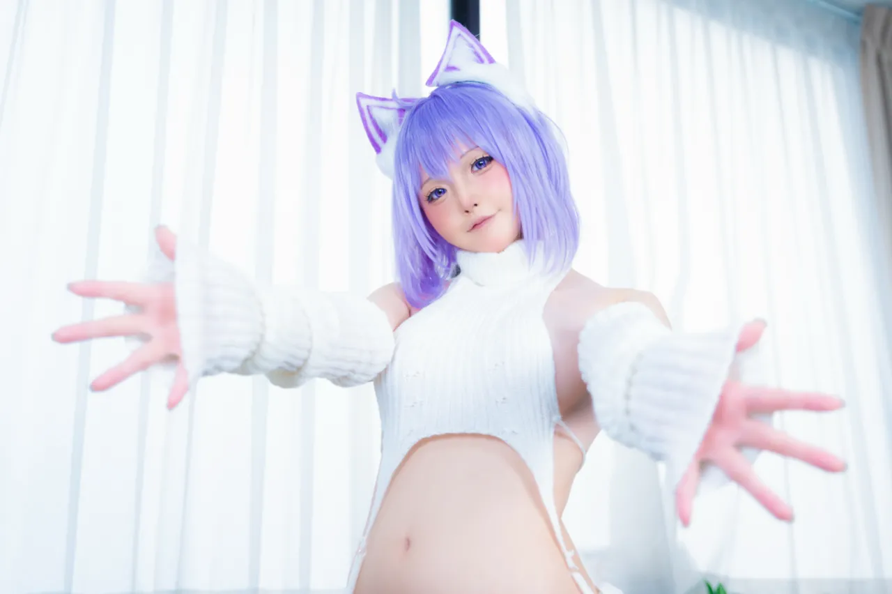 初音ひとり - Okayu sweater-erohere2.webp