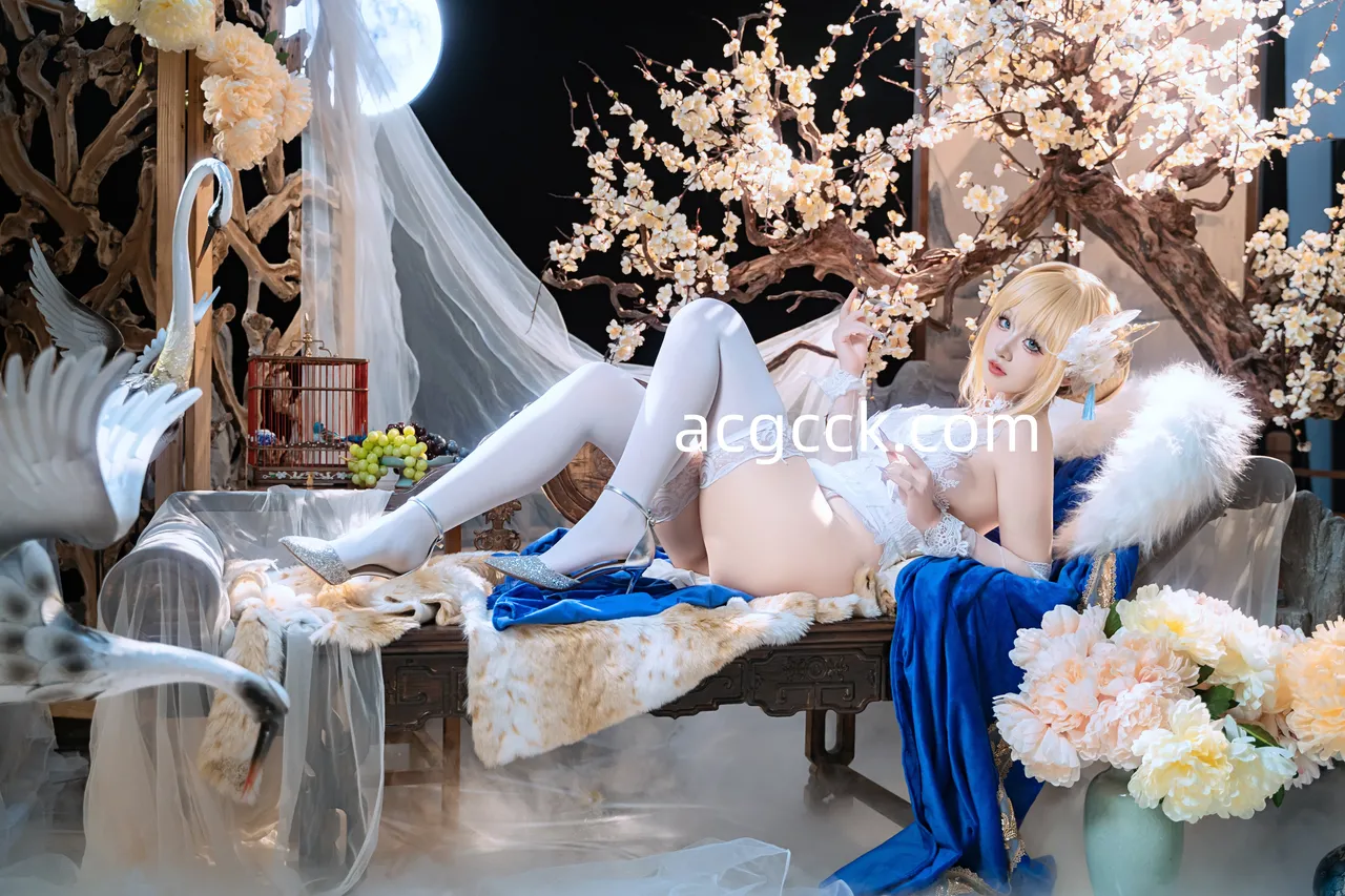 十悲伤小木十 – 碧蓝航线 圣女贞德-erohere8.webp