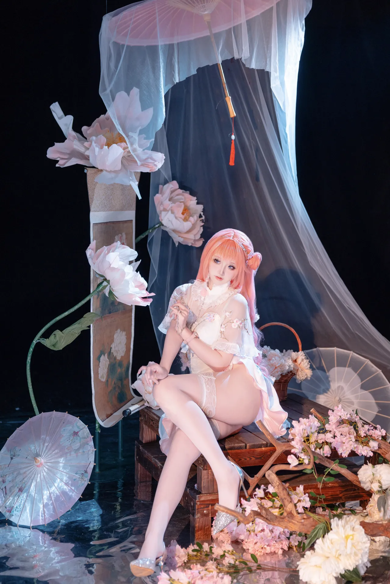十悲伤小木十 - 胜利女神：妮姬-桃乐丝 宴桃源-erohere9.webp
