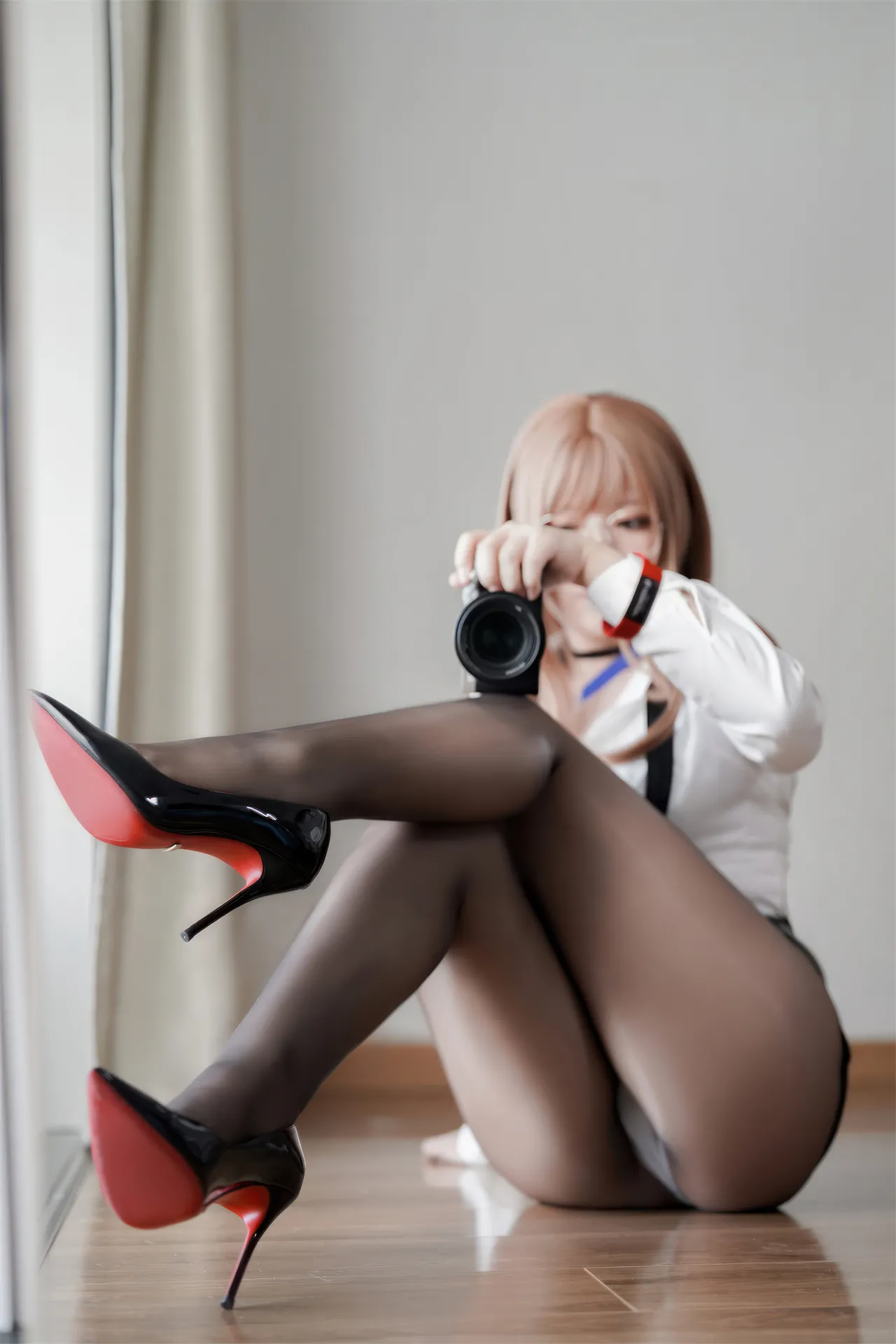 半半子 - 胜利女神：妮姬 艾玛 秘书-erohere57.webp
