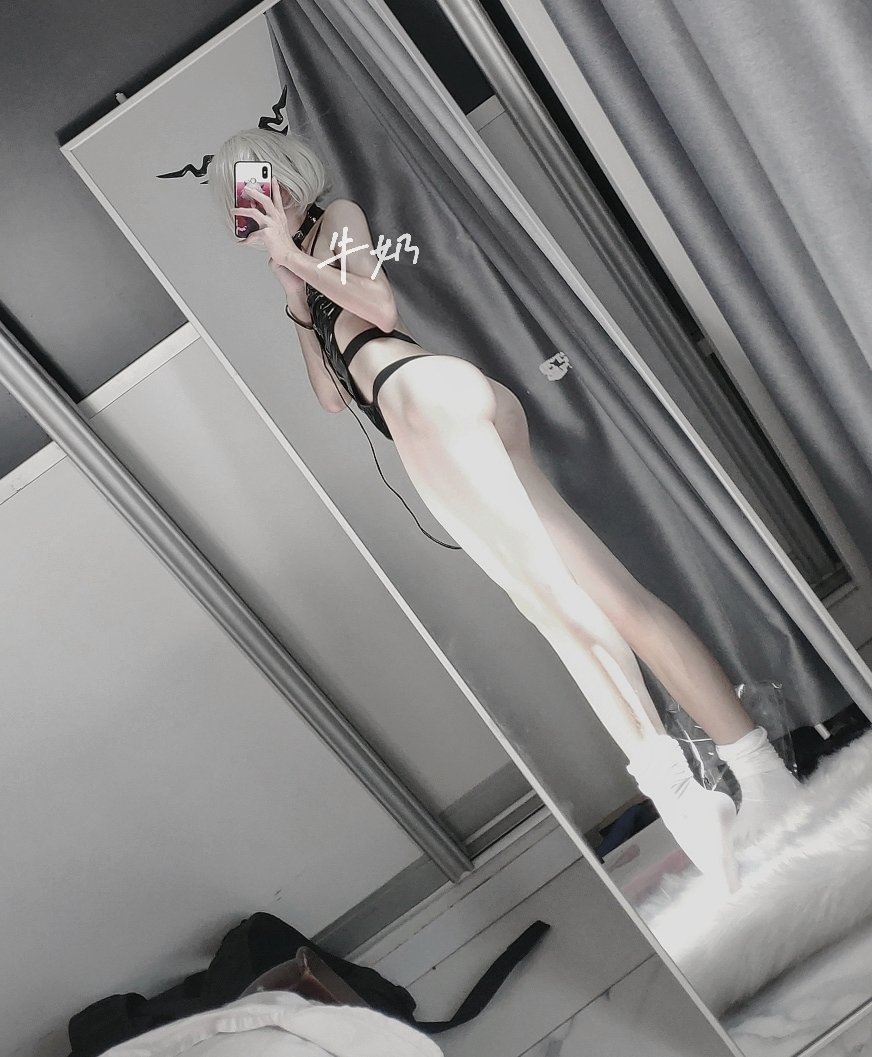南亿一依怡nayee牛奶milkyo推特写真整理-erohere63.jpg