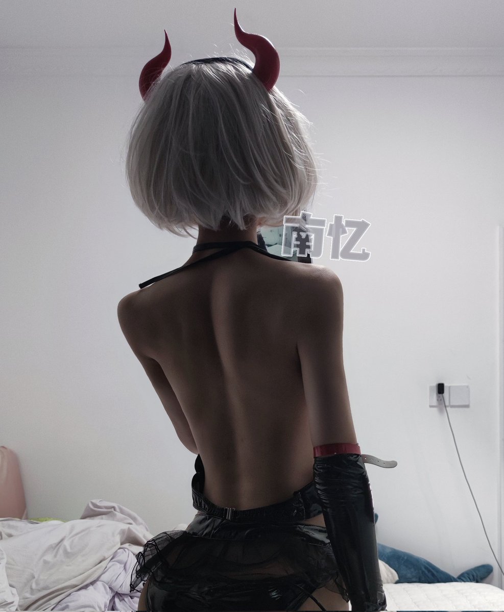 南亿一依怡nayee牛奶milkyo推特写真整理-erohere97.jpg