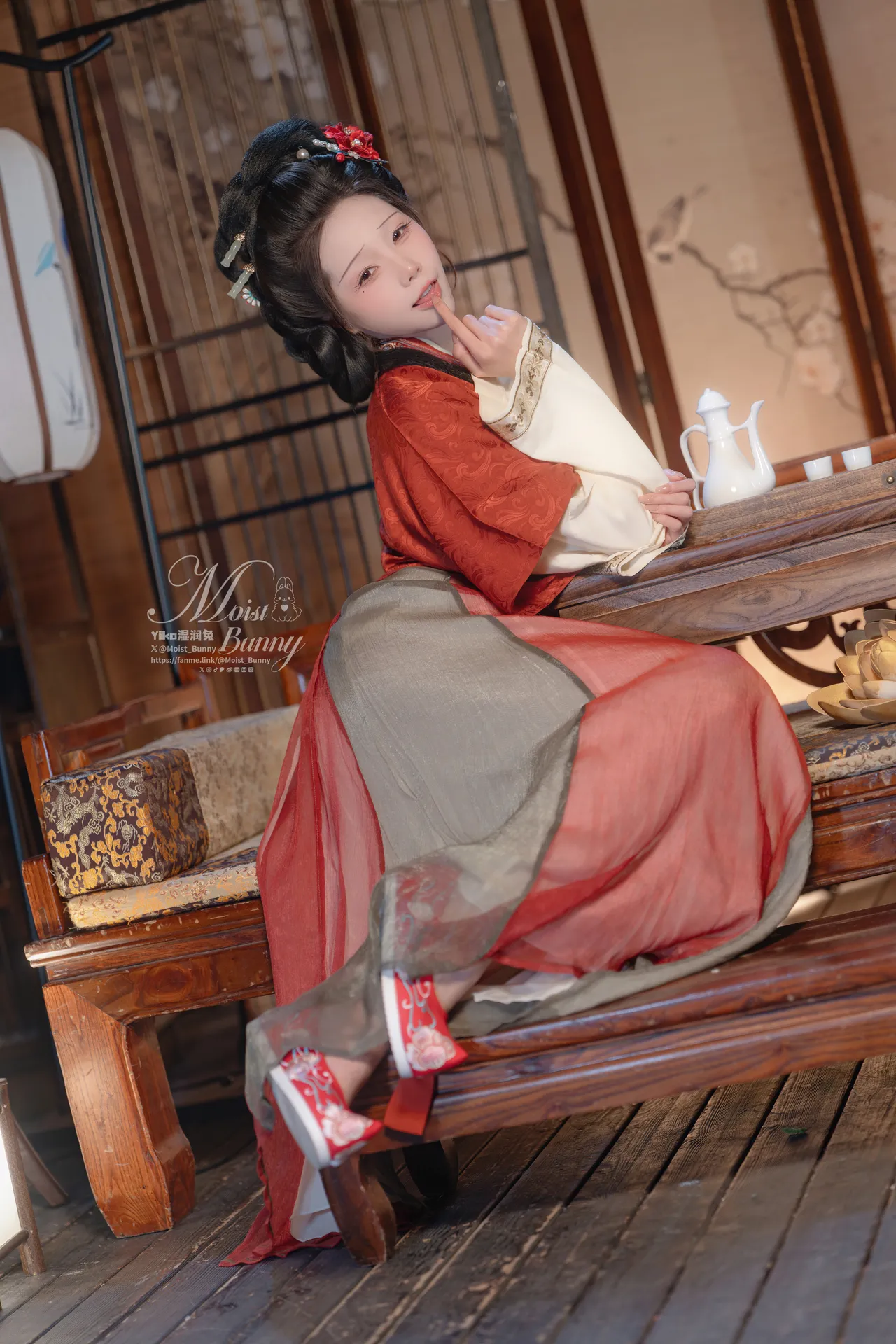 咬一口兔娘ovo (Yaokoututu) – Pan Jinlian (Jin Ping Mei)-erohere13.webp