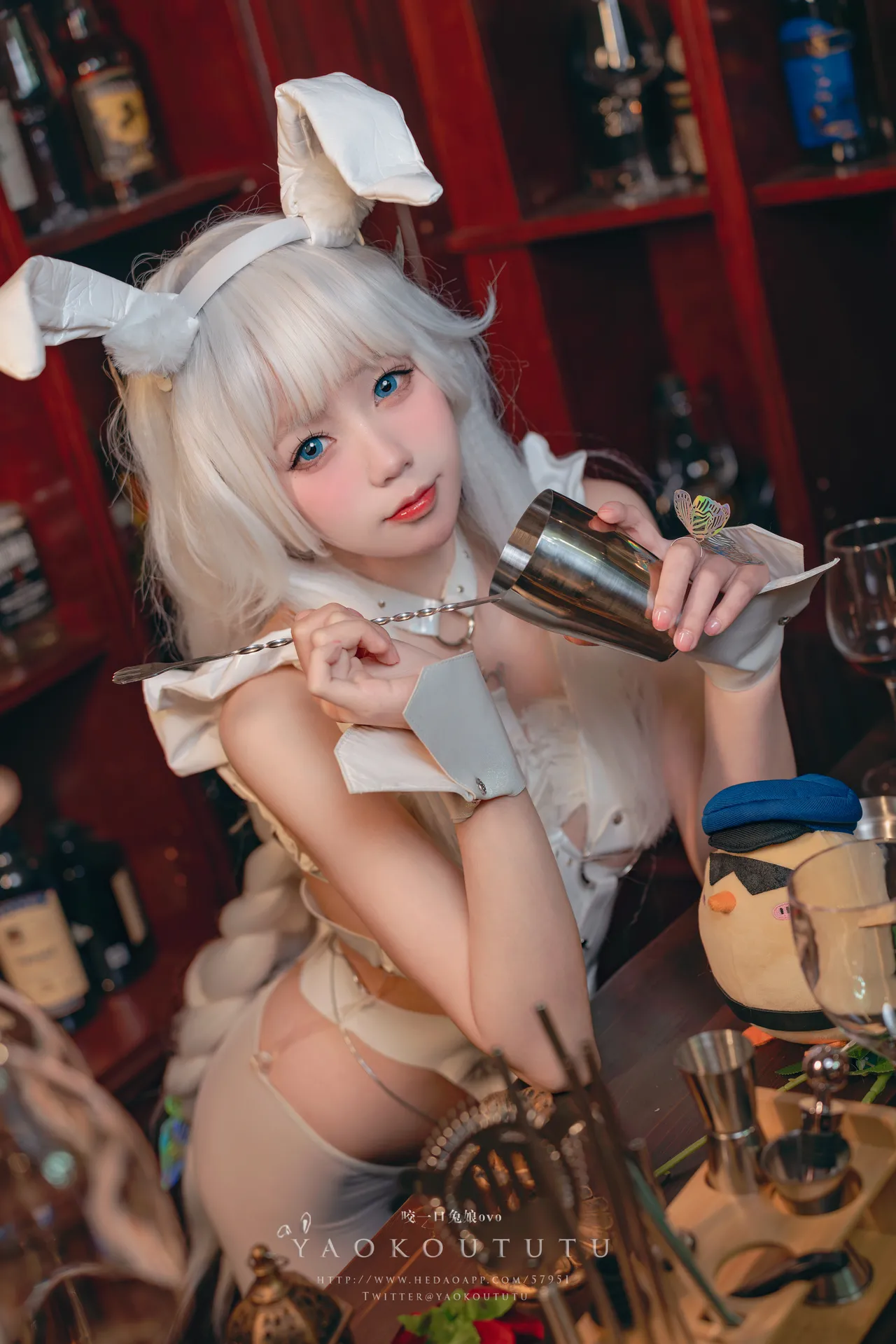 咬一口兔娘ovo 『恶毒酒吧』-erohere6.webp