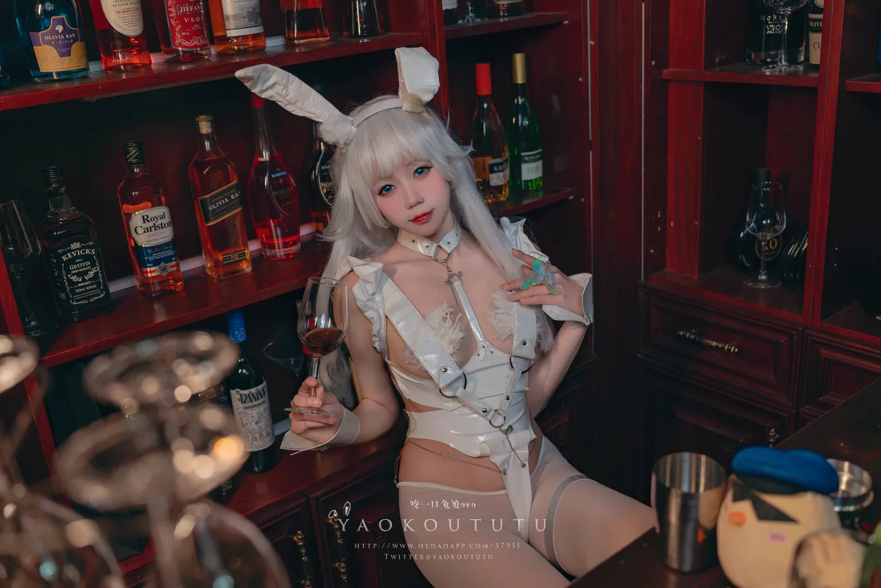 咬一口兔娘ovo 『恶毒酒吧』-erohere8.webp