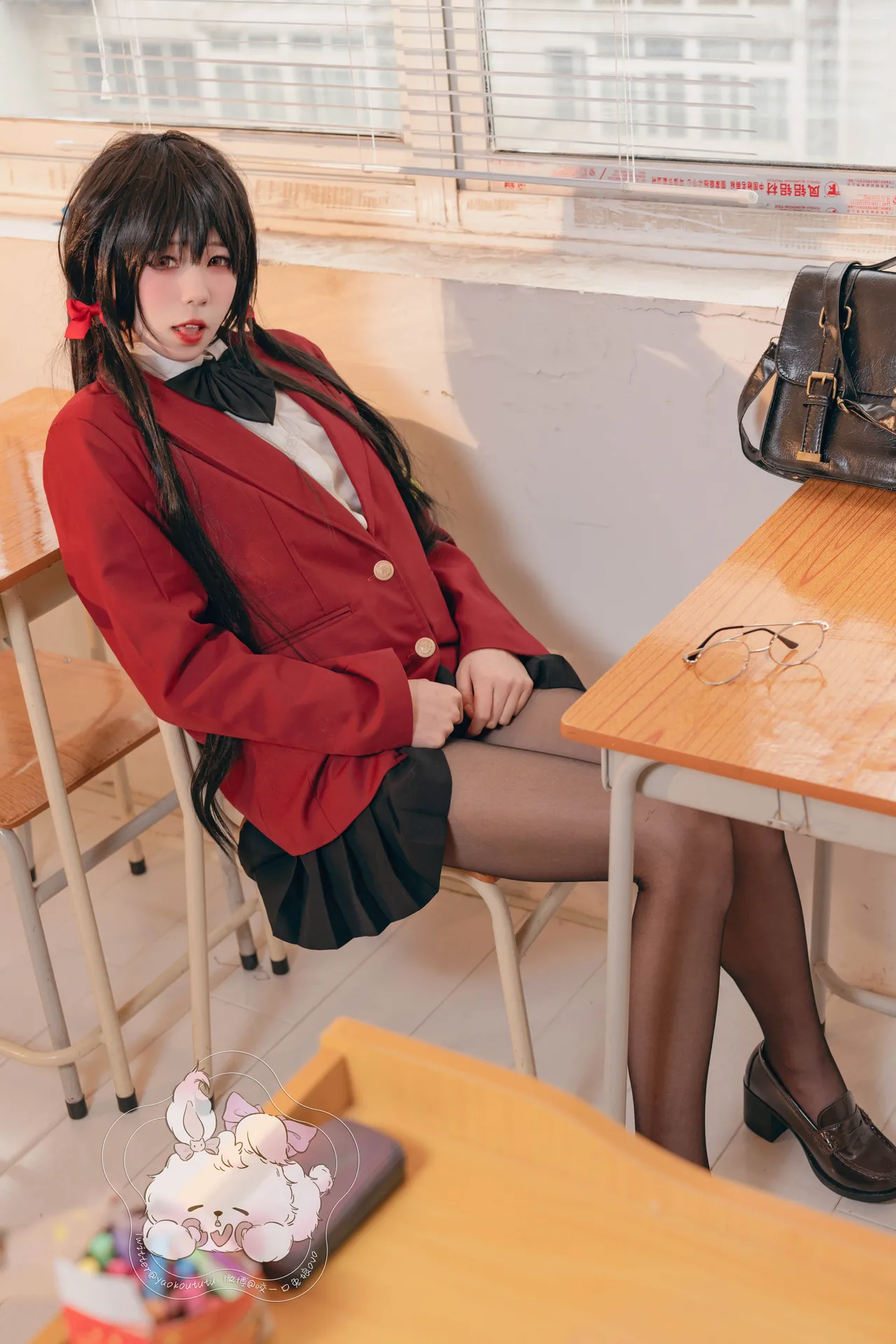 咬一口兔娘ovo - 风纪委员大凤-erohere11.webp