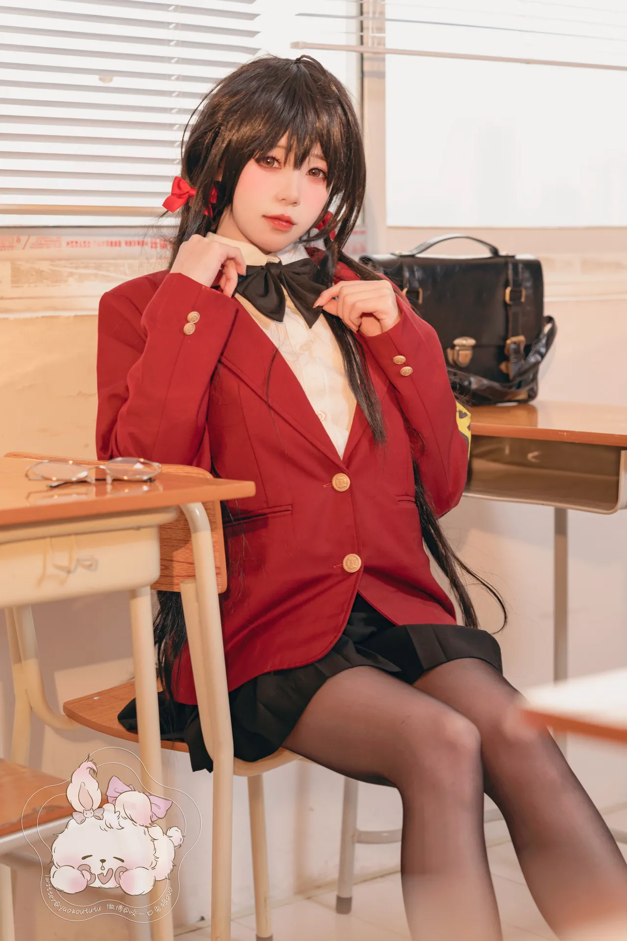 咬一口兔娘ovo - 风纪委员大凤-erohere14.webp