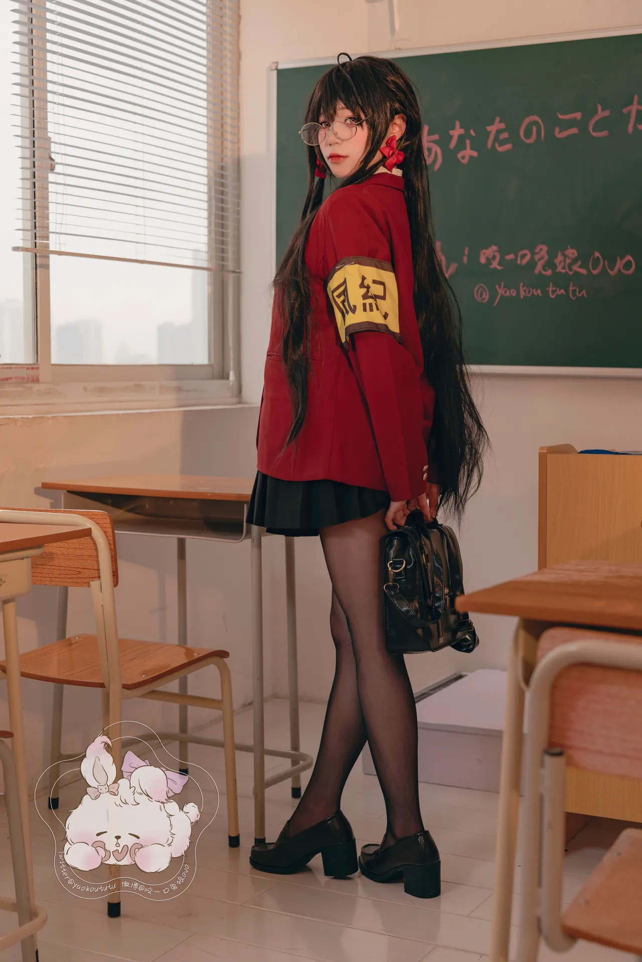 咬一口兔娘ovo - 风纪委员大凤-erohere7.webp