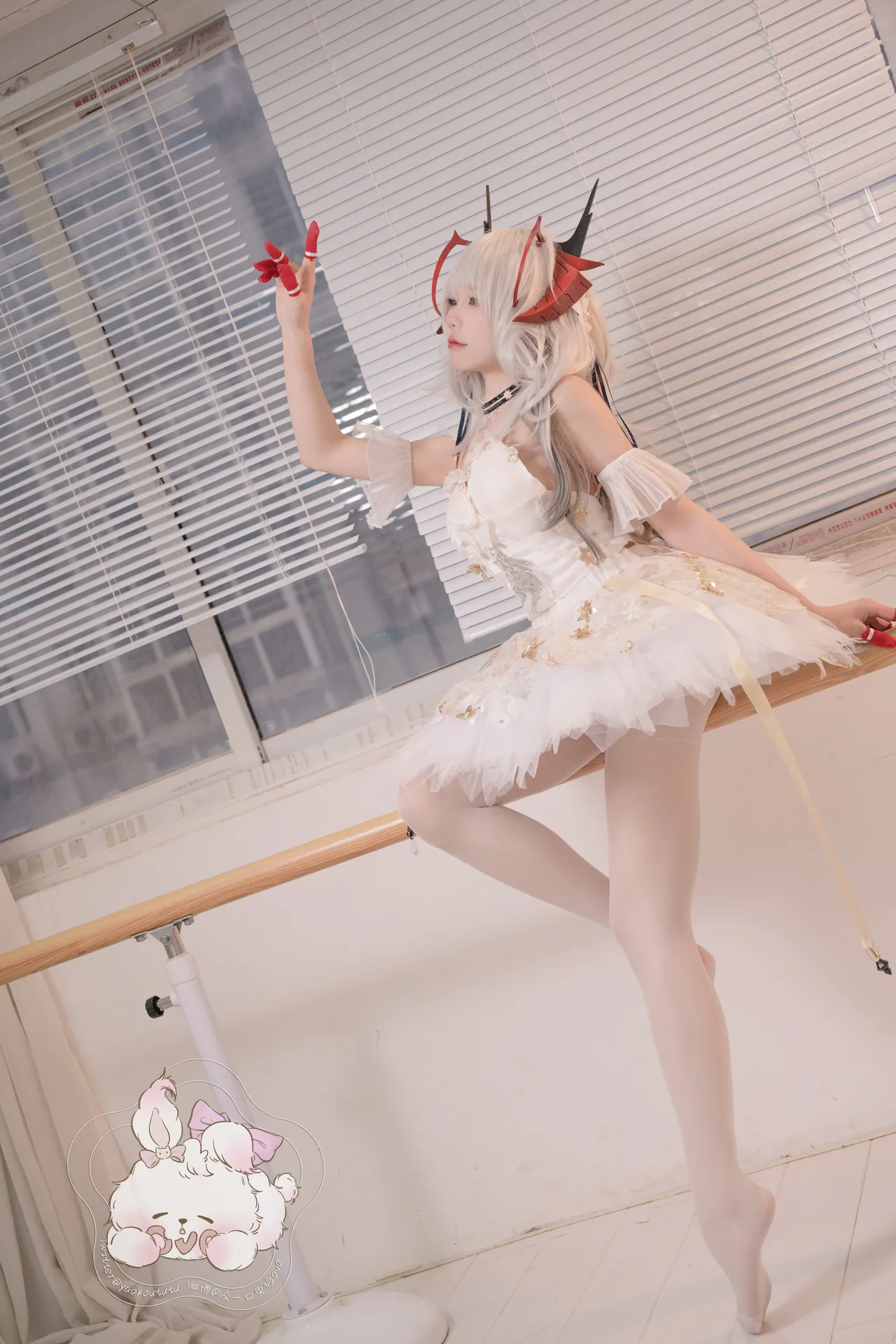 咬一口兔娘ovo - W天鹅之舞-erohere26.webp