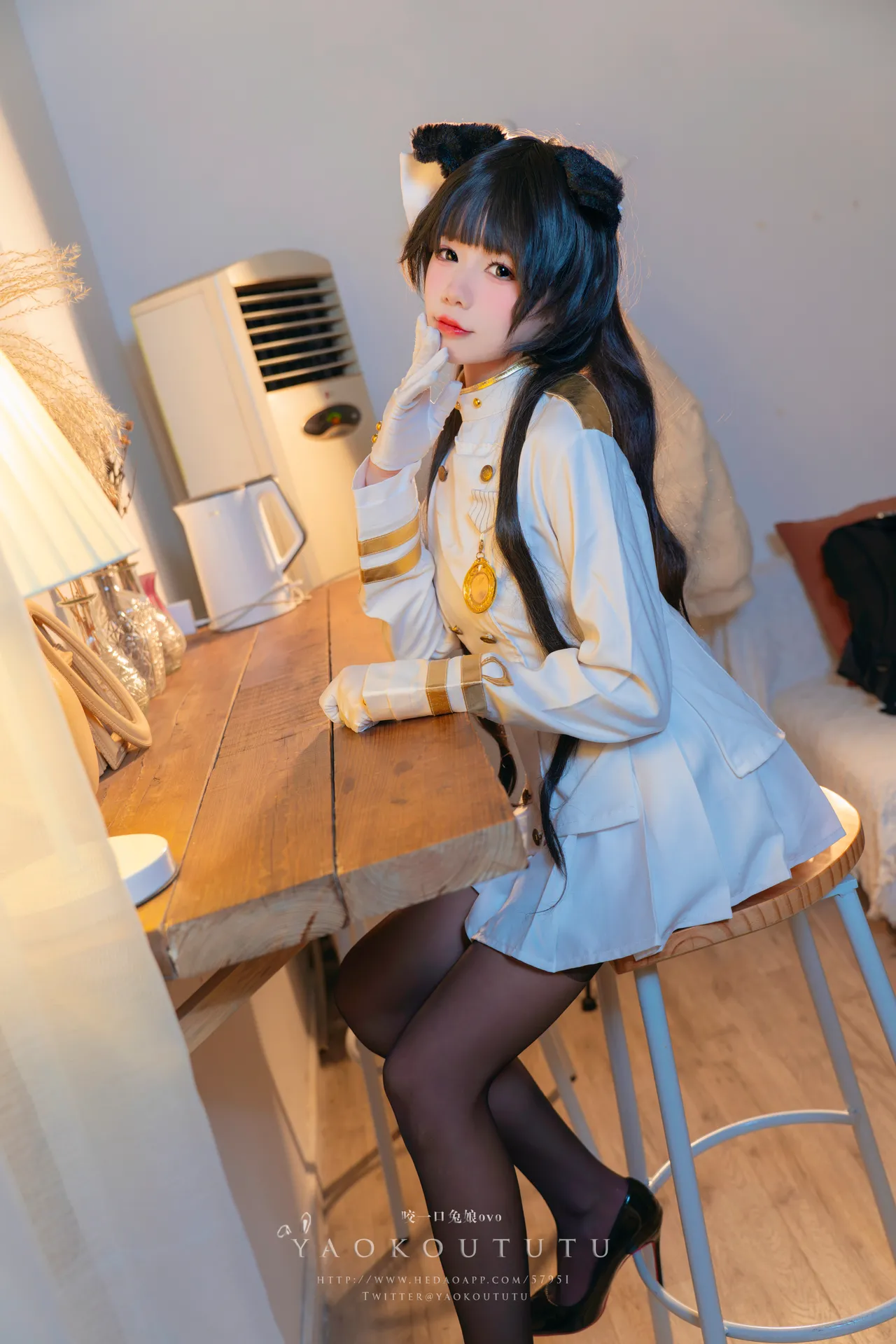 咬一口兔娘ovo黏黏团子兔  爱宕 ATAGO  azurlane-erohere26.webp