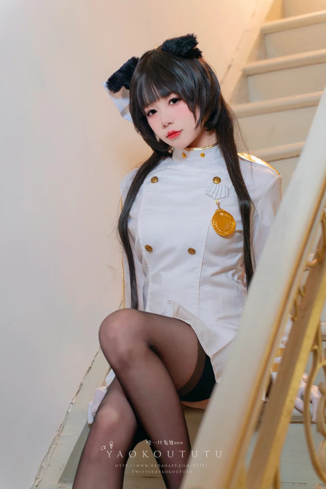 咬一口兔娘ovo黏黏团子兔  爱宕 ATAGO  azurlane-erohere9.webp