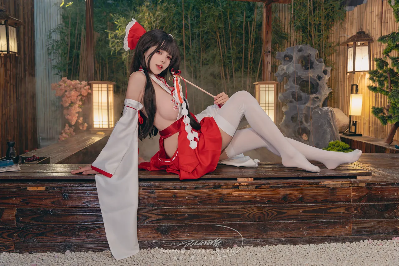 咬一口兔娘ovo-狐之灵梦-erohere10.webp