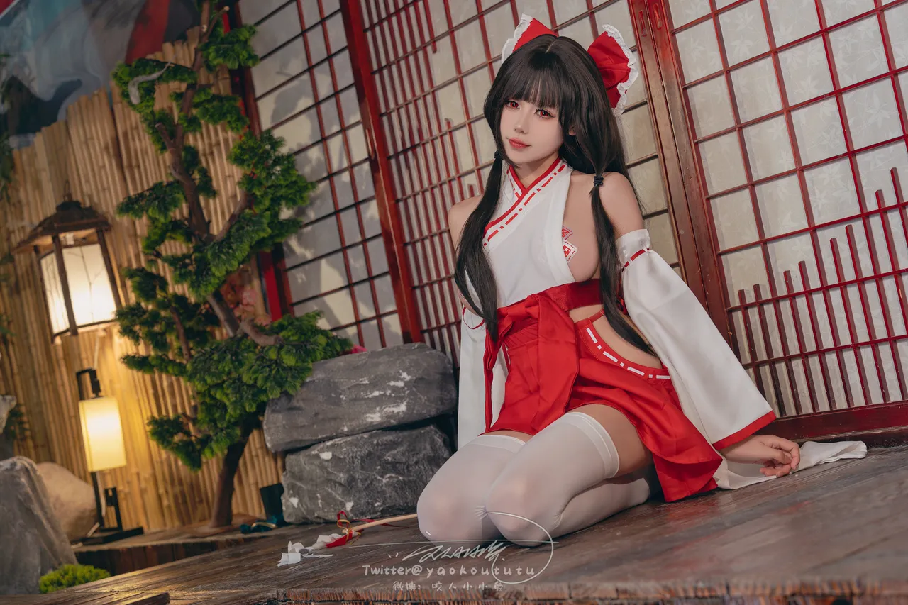 咬一口兔娘ovo-狐之灵梦-erohere2.webp