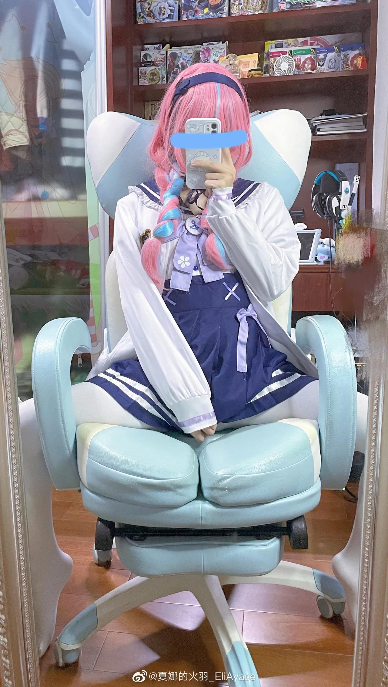 夏娜的火羽_EliAyase Aqua