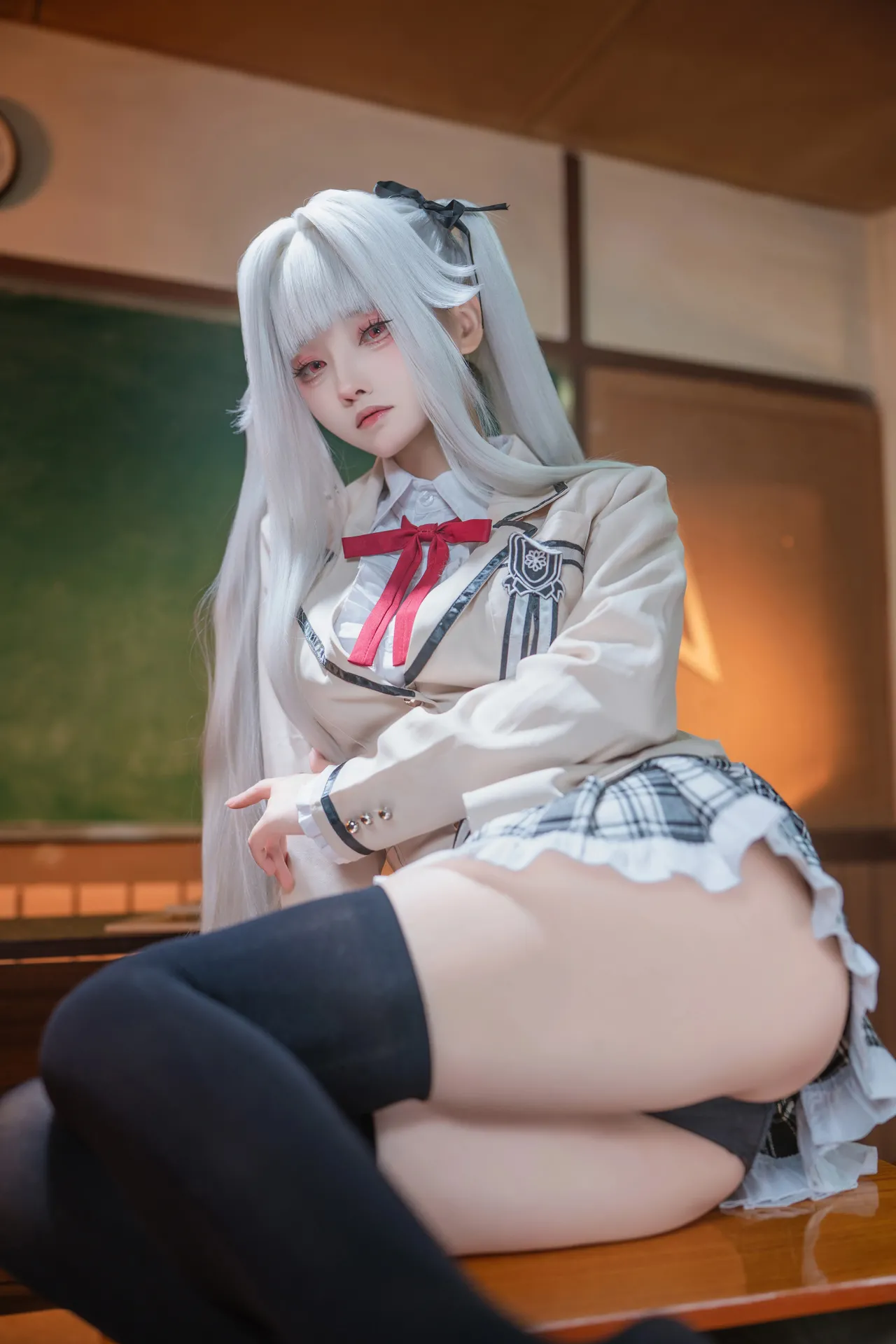 大大卷卷小卷 - 美少女万华镜 篝之雾枝 校服-erohere14.webp