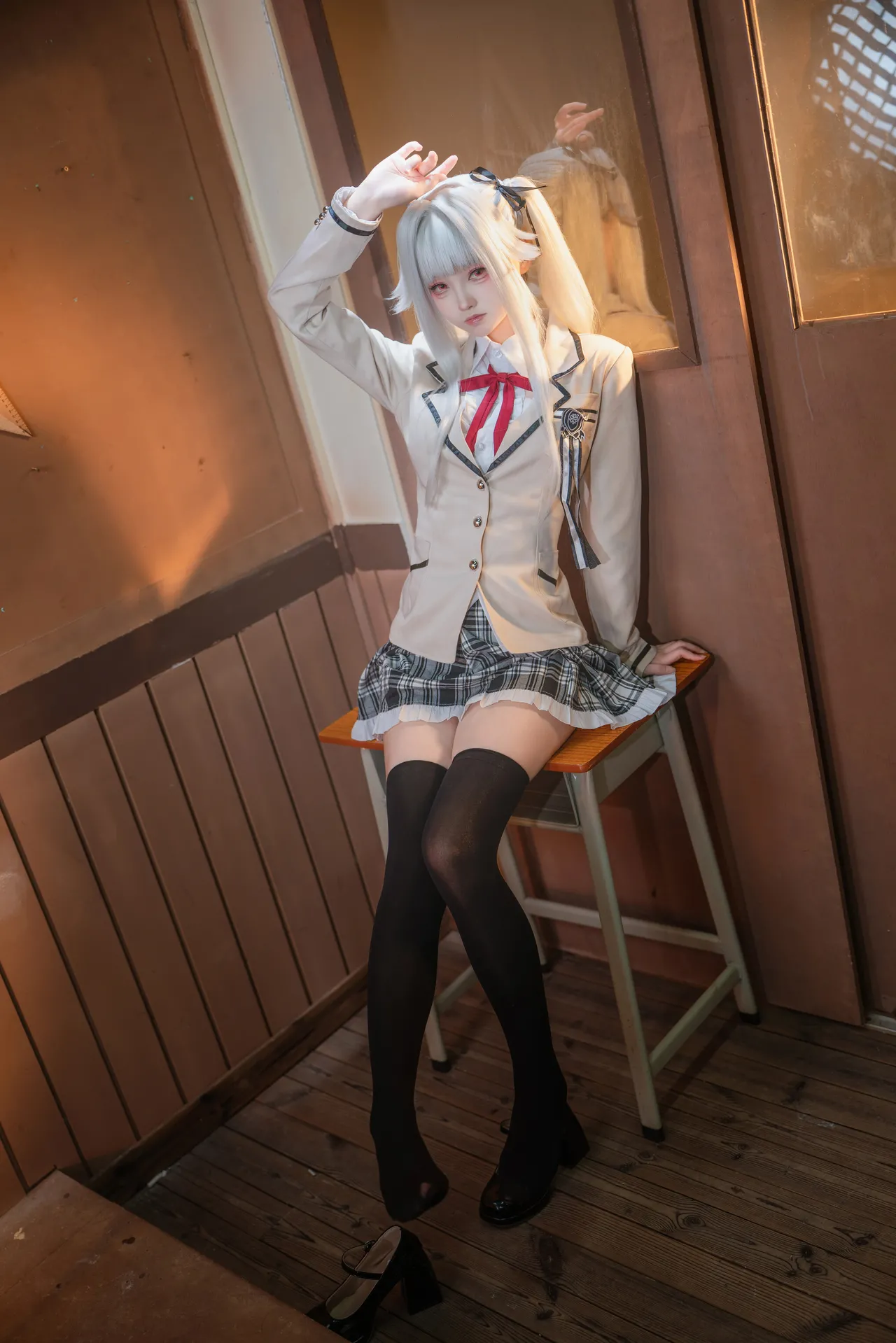 大大卷卷小卷 - 美少女万华镜 篝之雾枝 校服-erohere17.webp