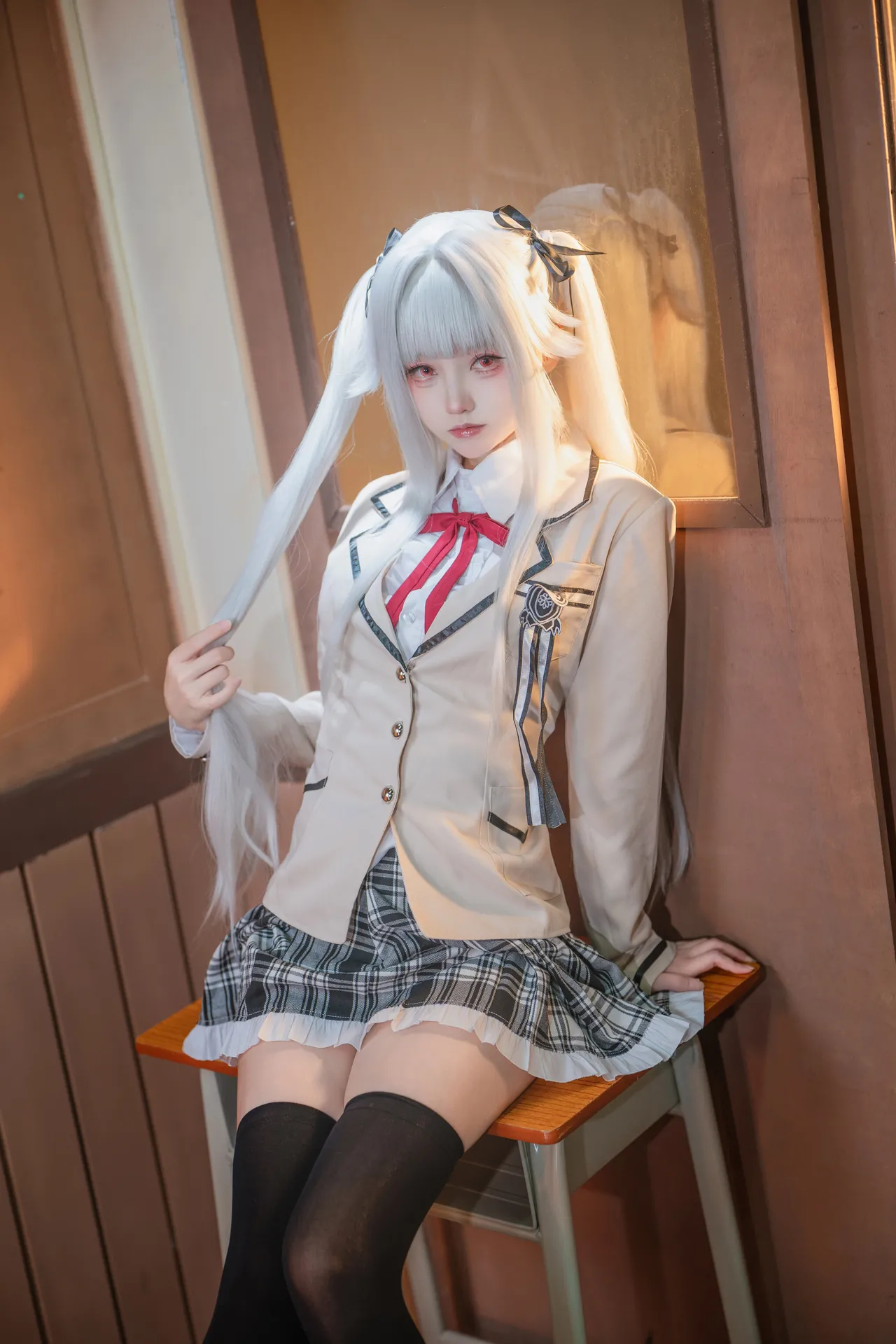 大大卷卷小卷 - 美少女万华镜 篝之雾枝 校服-erohere18.webp