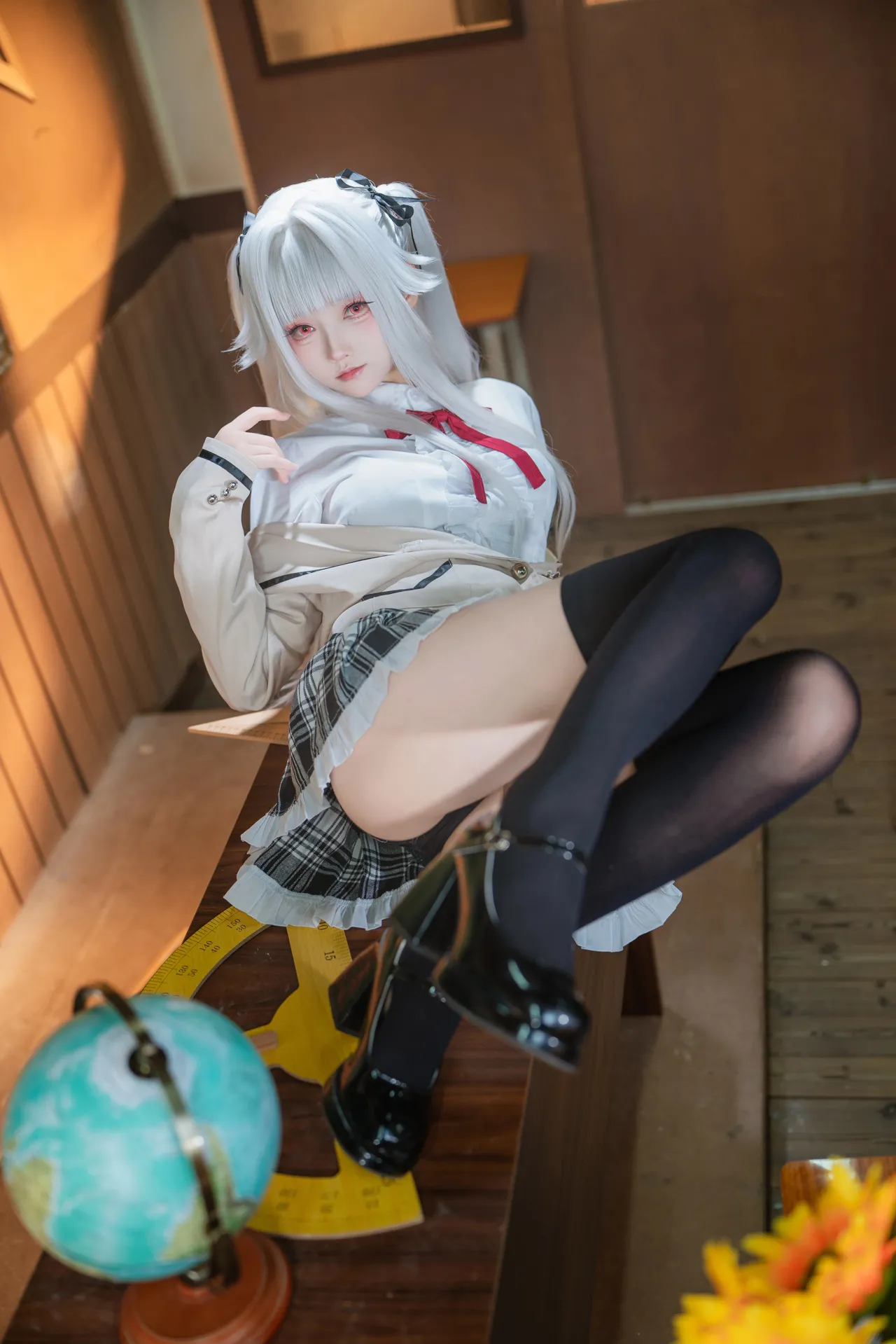大大卷卷小卷 - 美少女万华镜 篝之雾枝 校服-erohere26.webp