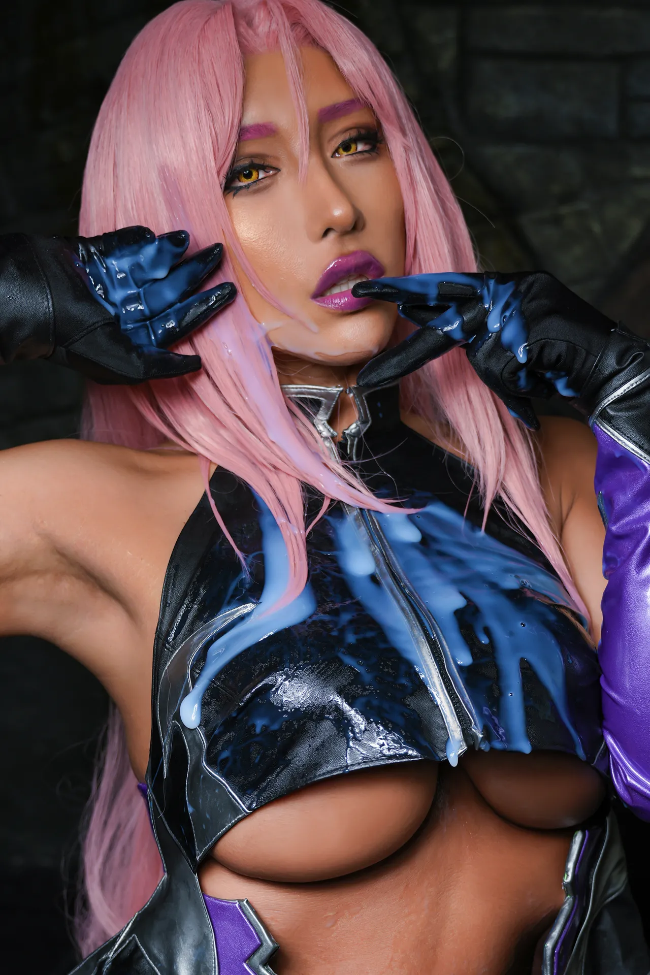 対魔忍 イングリッド写真集 送料込み-erohere133.webp
