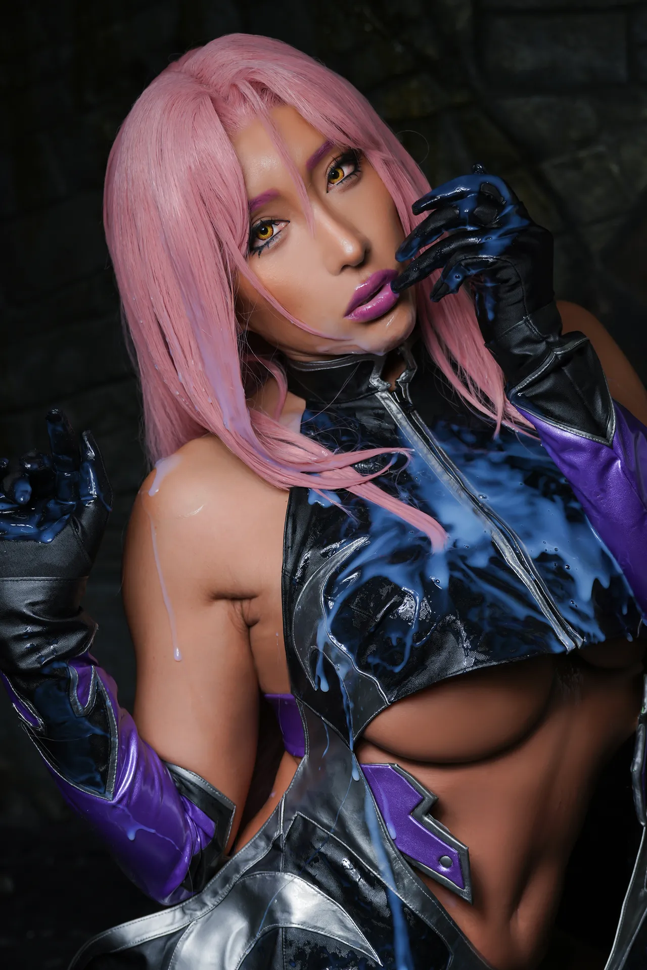 対魔忍 イングリッド写真集 送料込み-erohere140.webp