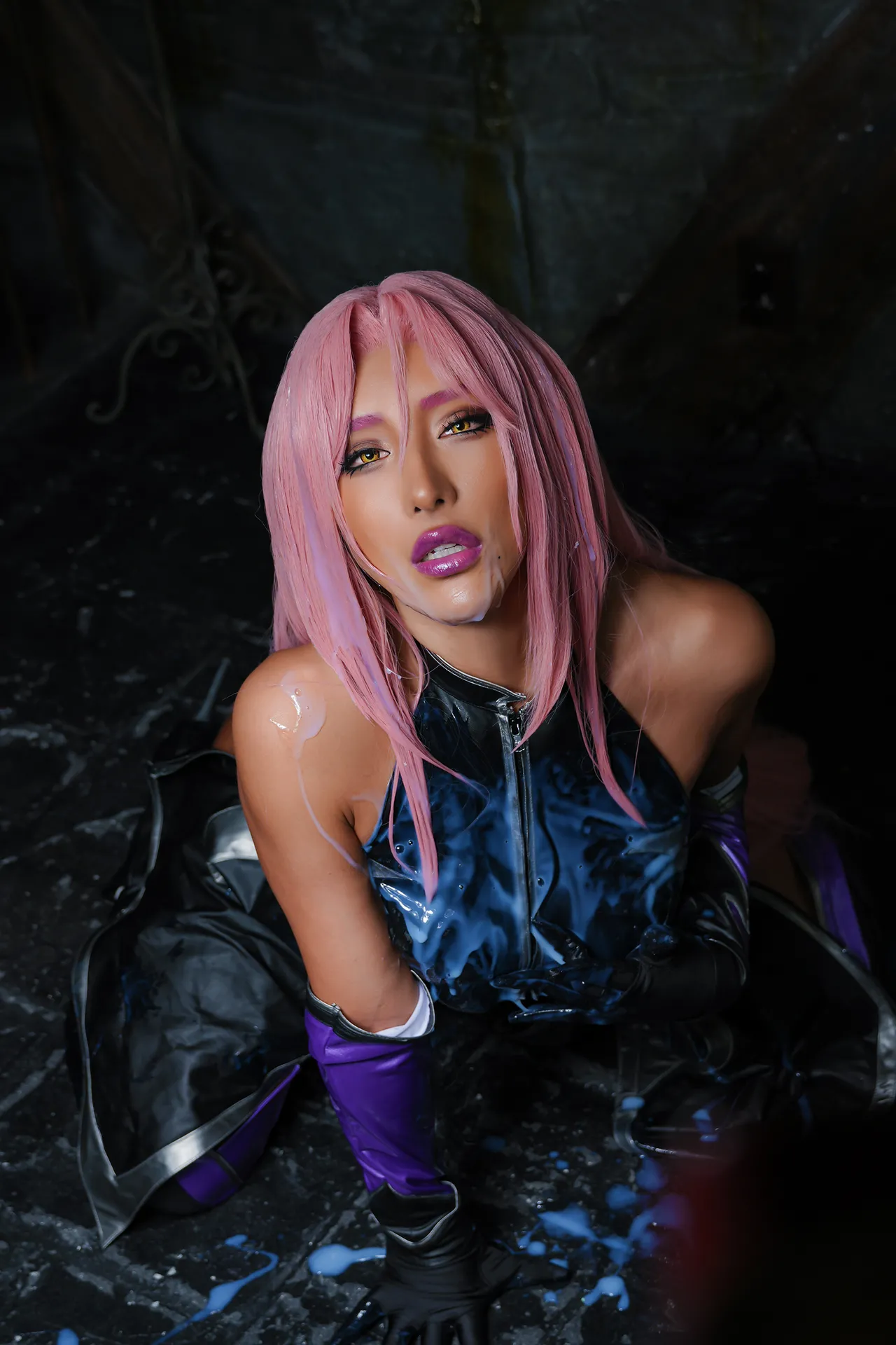 対魔忍 イングリッド写真集 送料込み-erohere143.webp